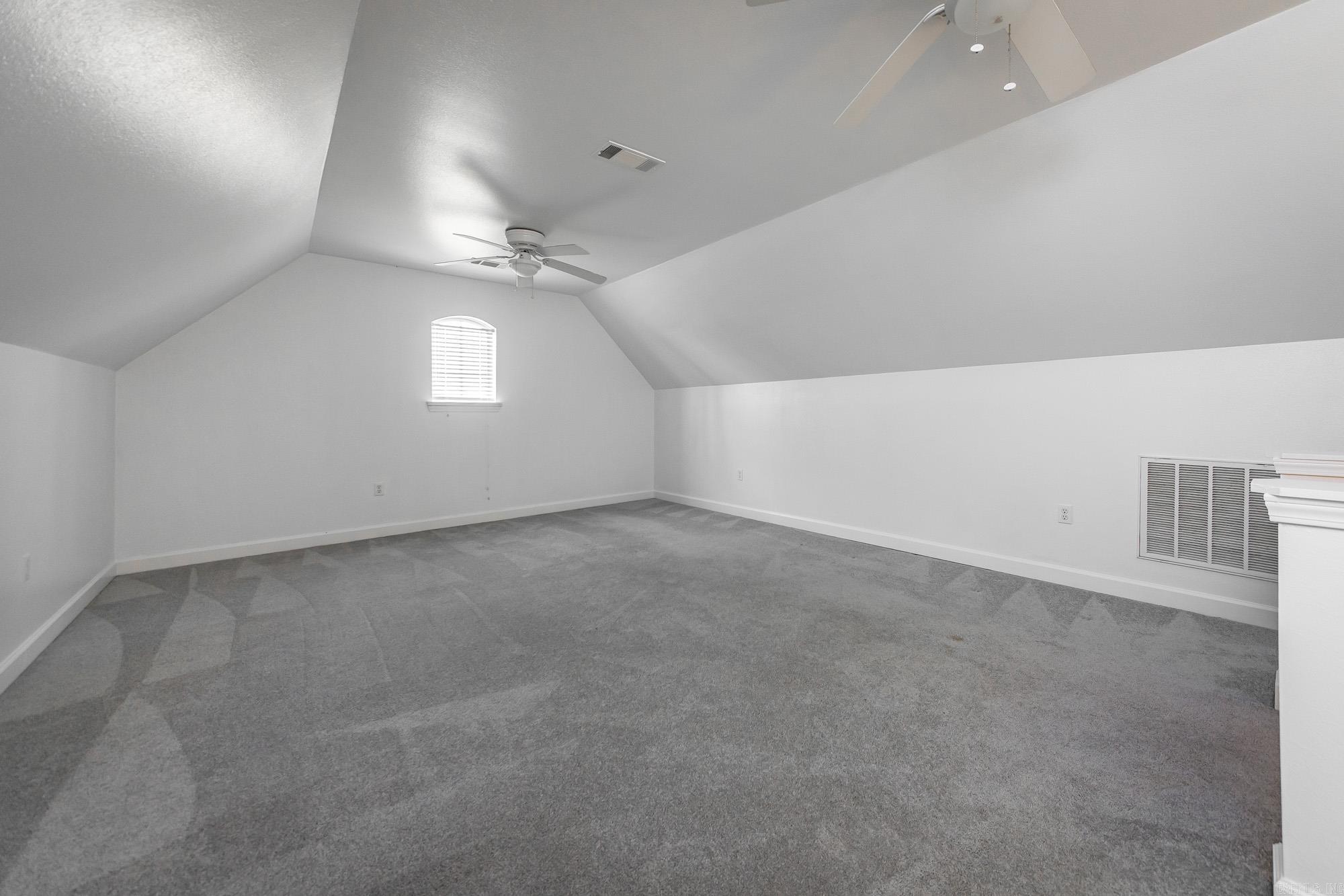 3383 Henderson Road Property Photo 29