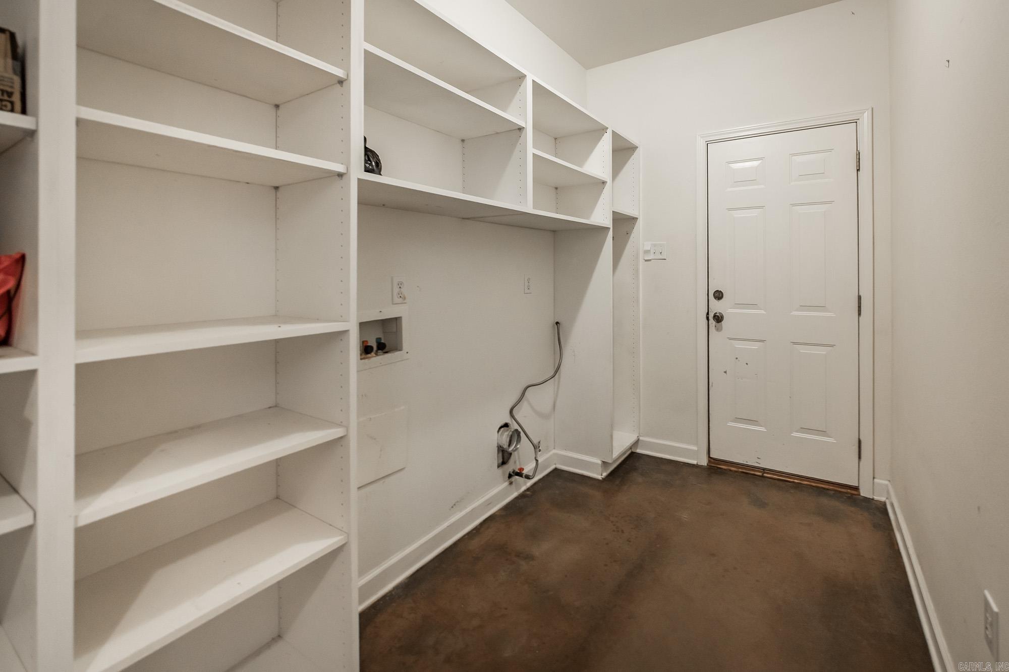 3383 Henderson Road Property Photo 35