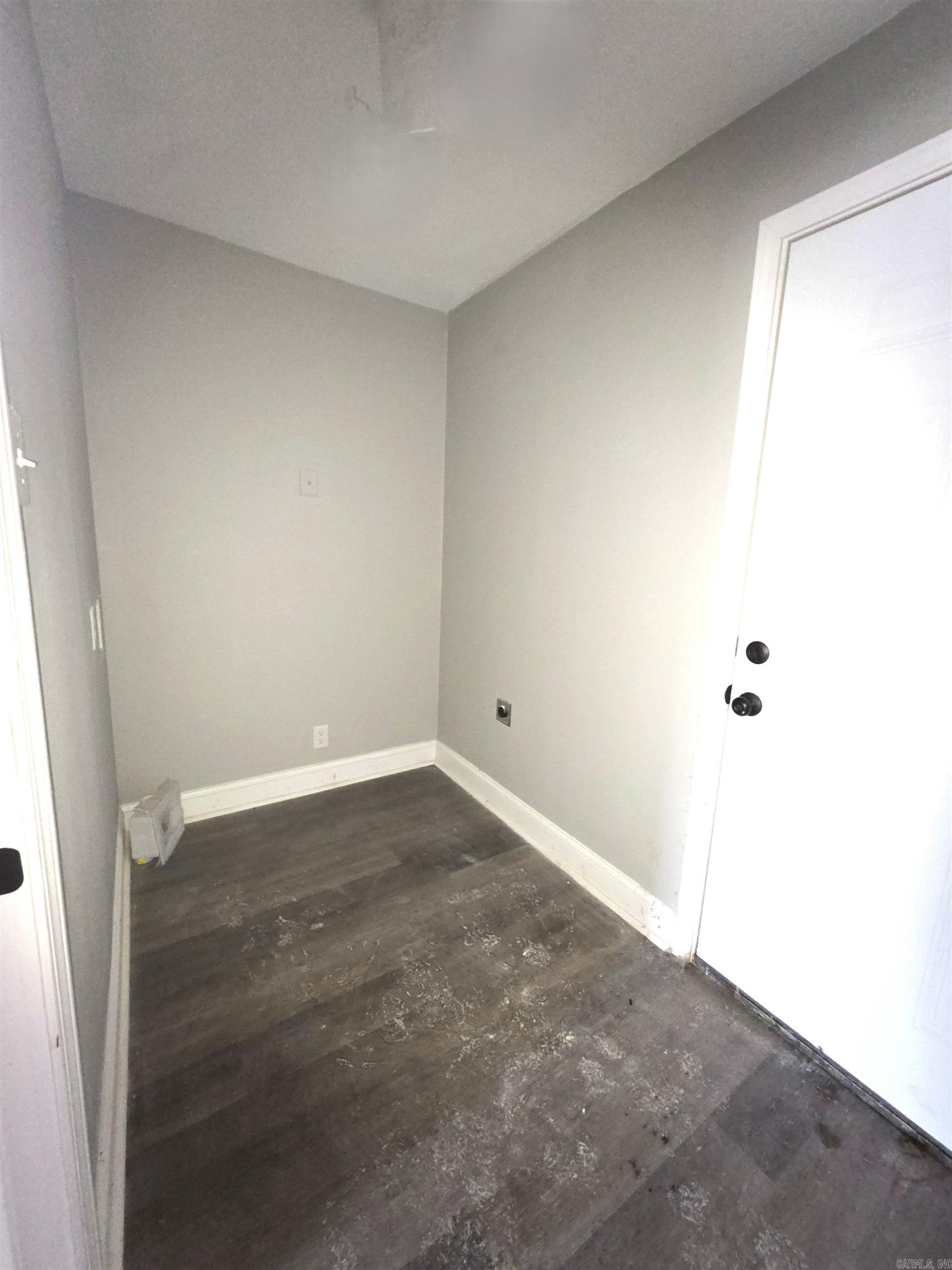1302 Boston Property Photo 4
