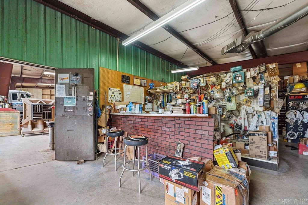 2687 Highway 65 Property Photo 16