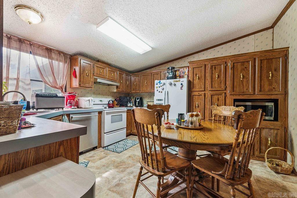 2687 Highway 65 Property Photo 40