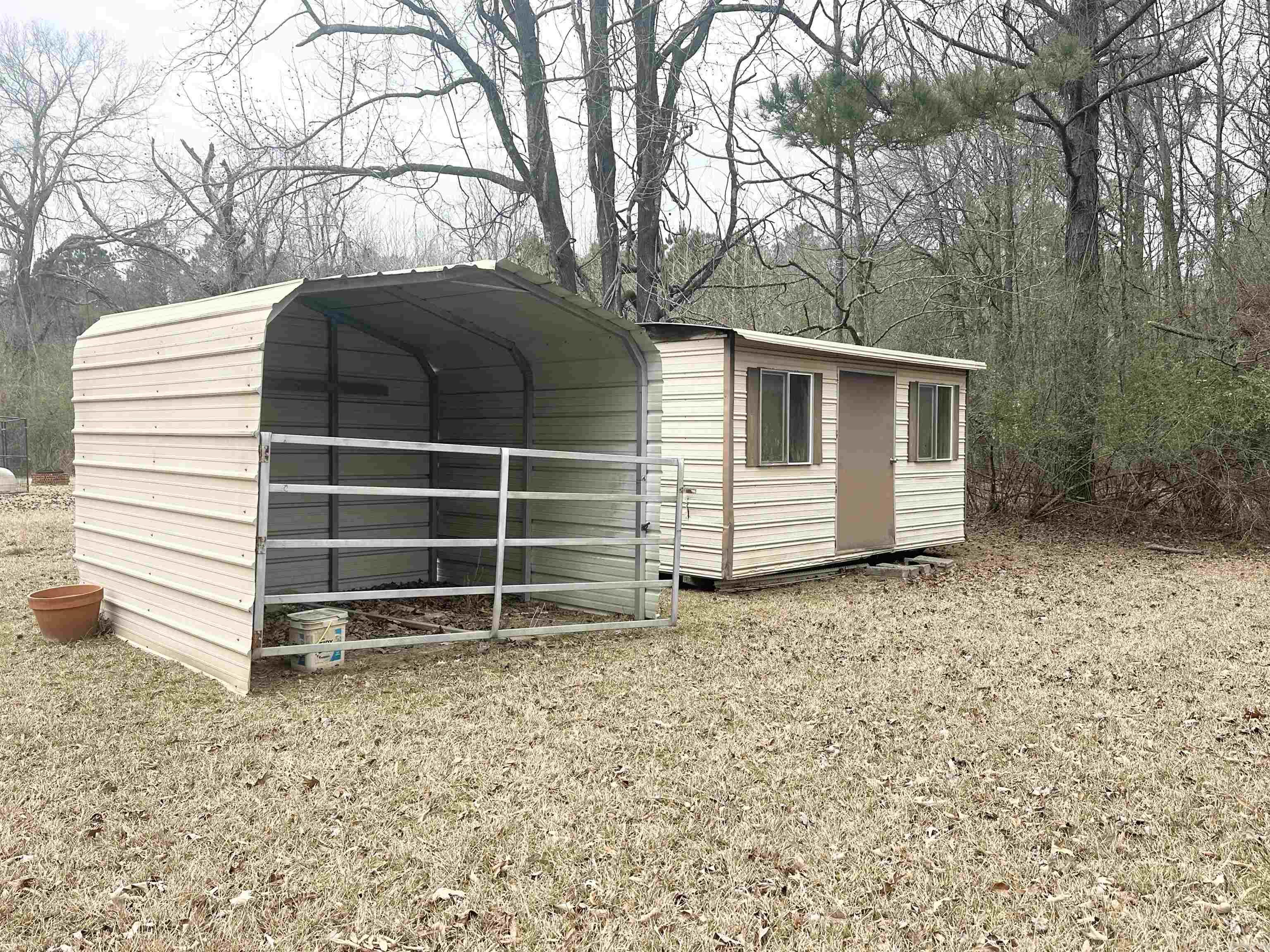 8033 Sulphur Springs Rd. Property Photo 3