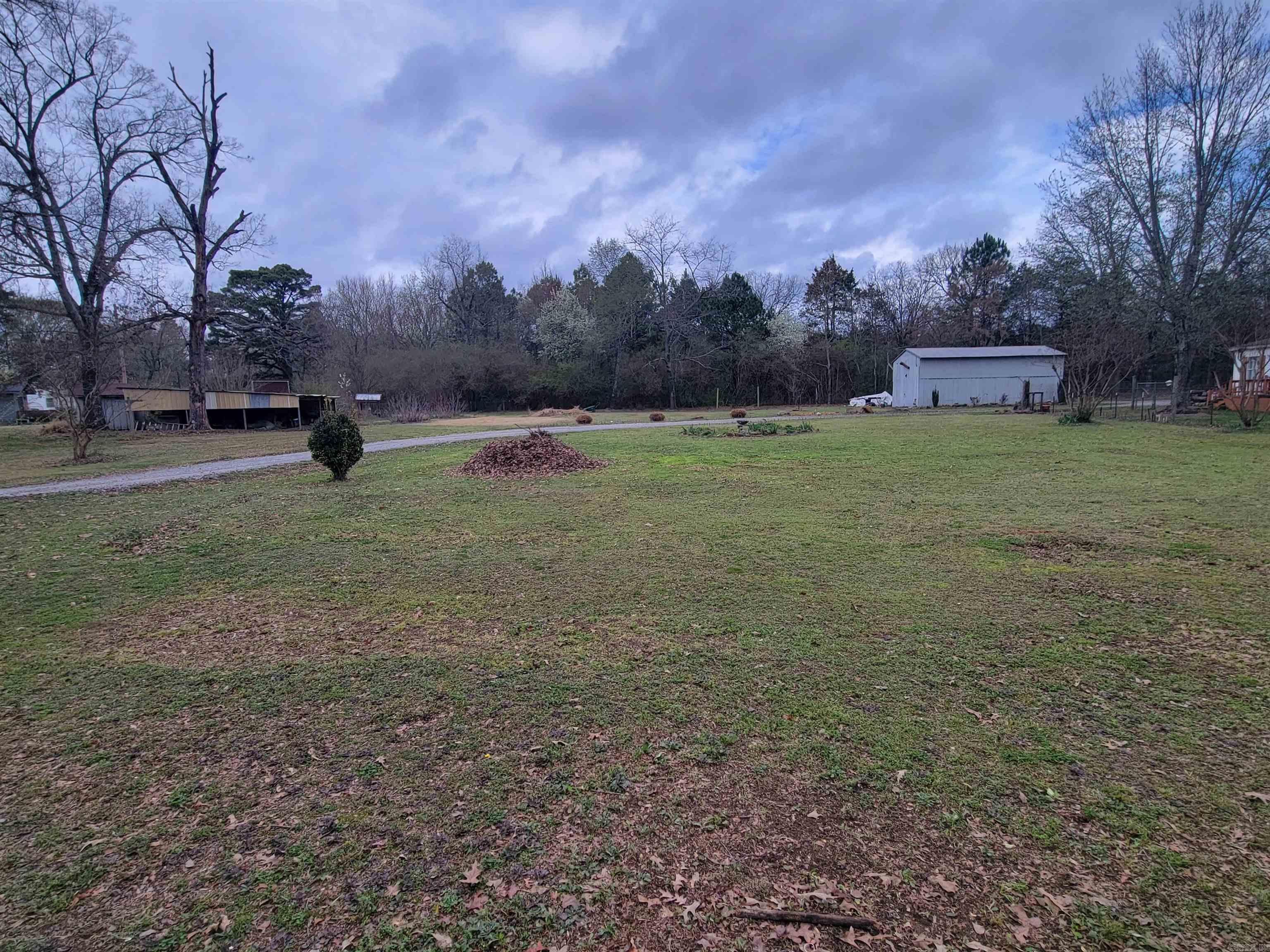 2050 Hwy 16 Property Photo 3