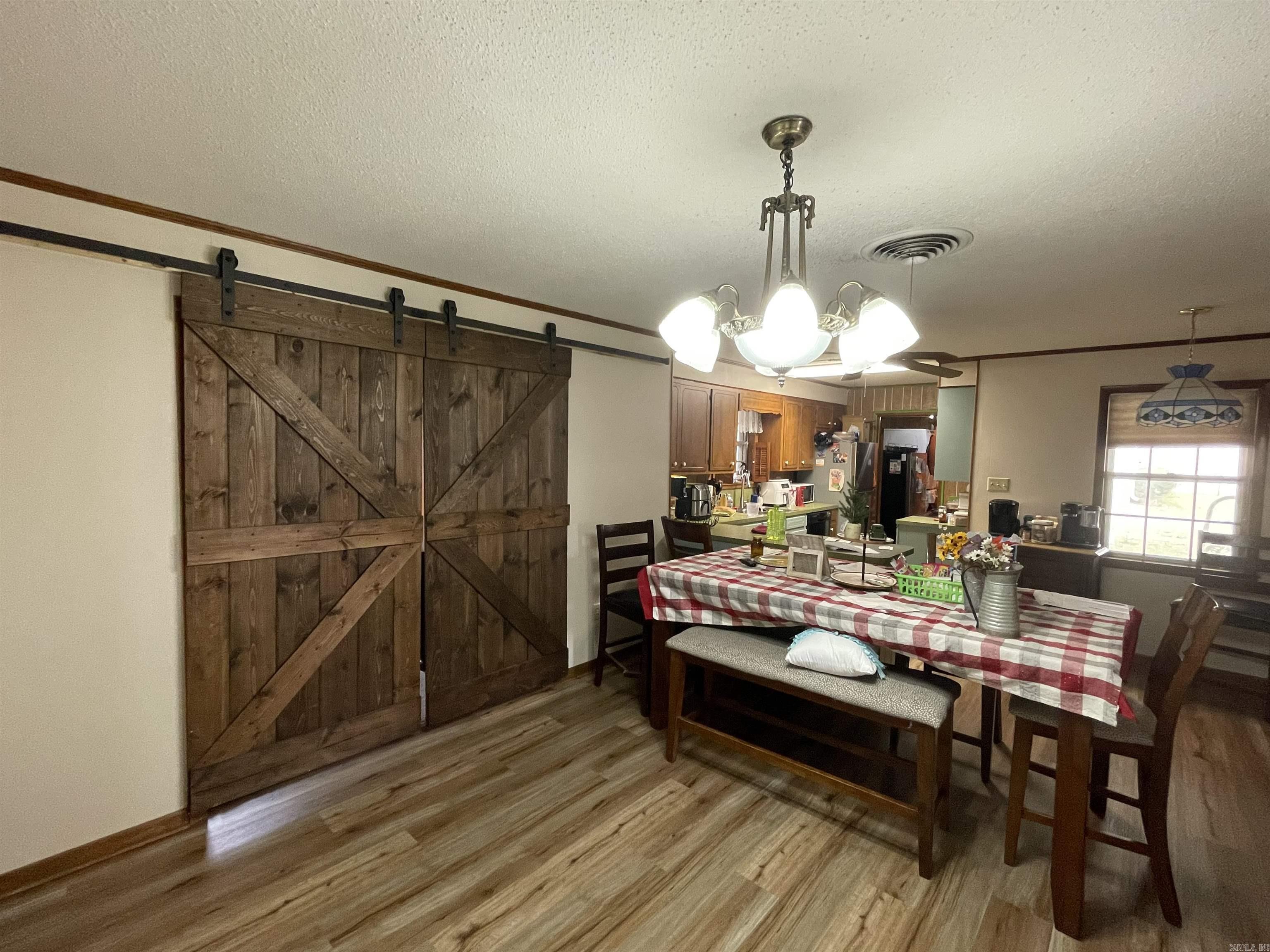 1346 Glenmere Circle Property Photo 7