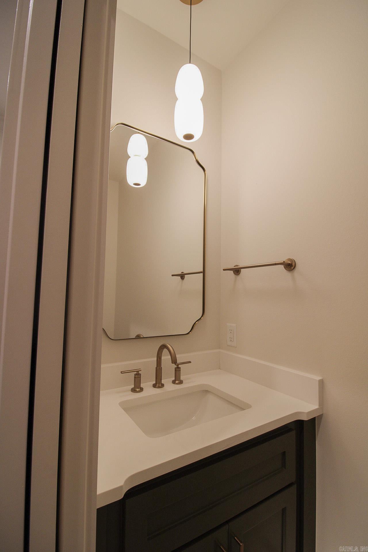 1635 Dolphin Drive Property Photo 14