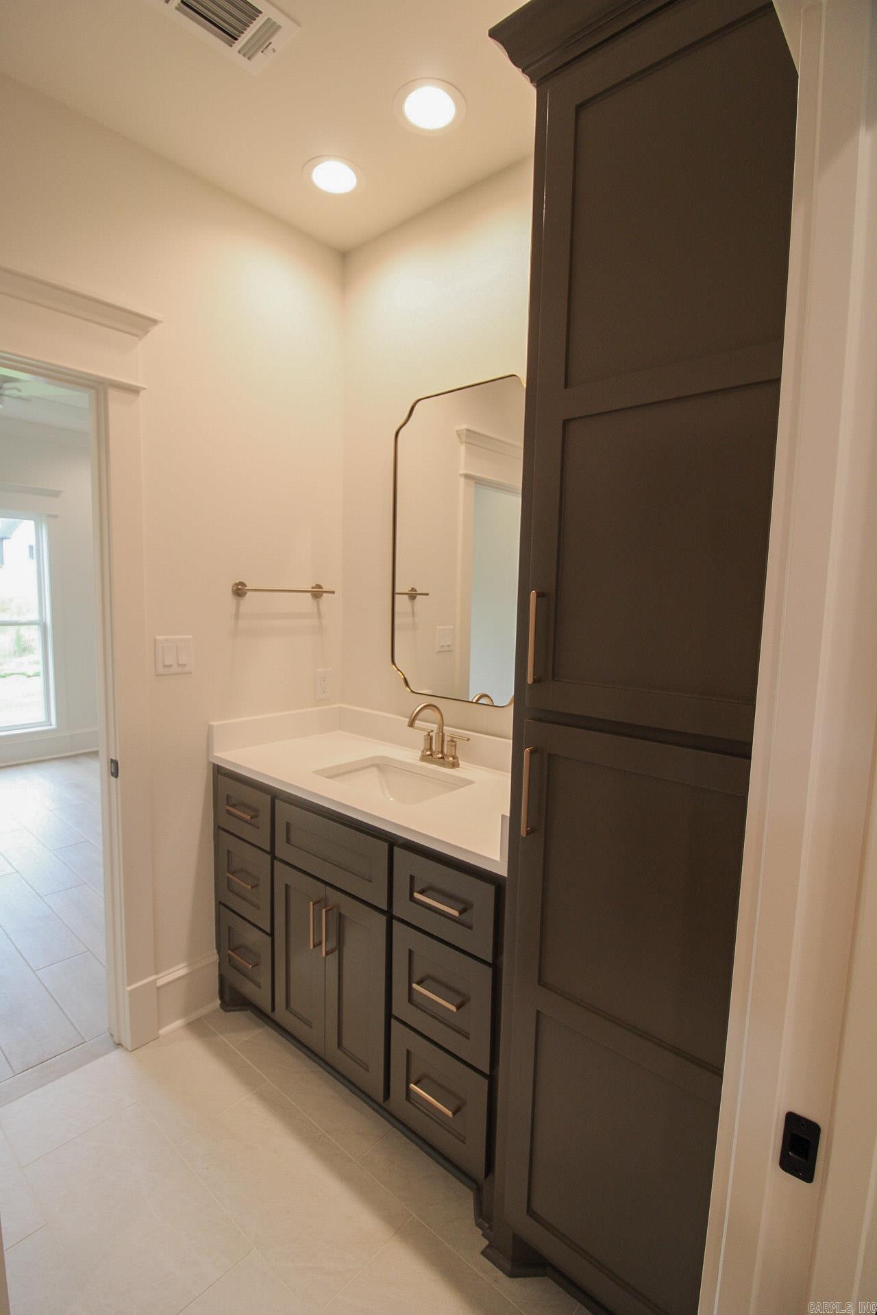 1635 Dolphin Drive Property Photo 25