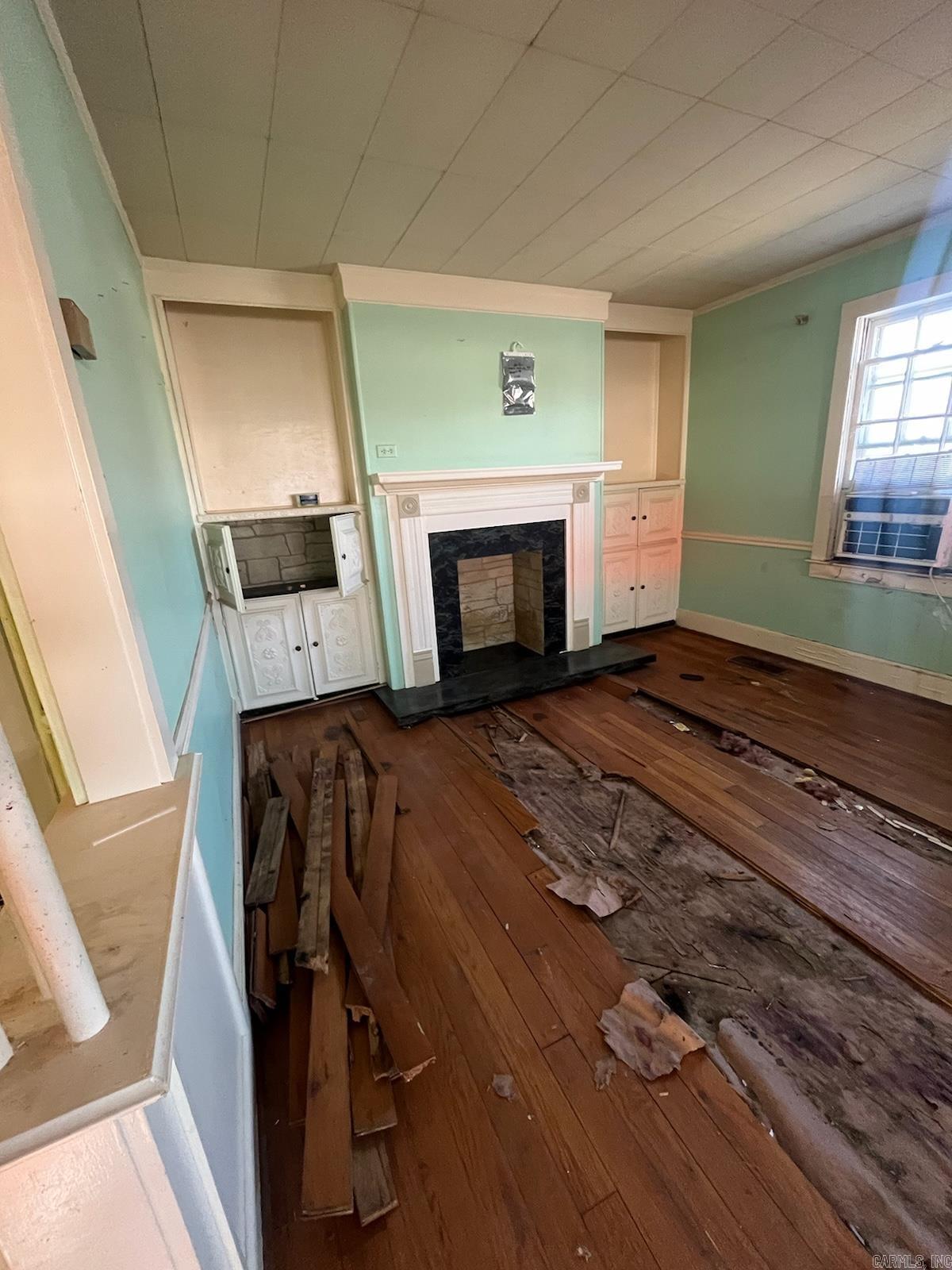 1408 Malcolm Avenue Property Photo 9