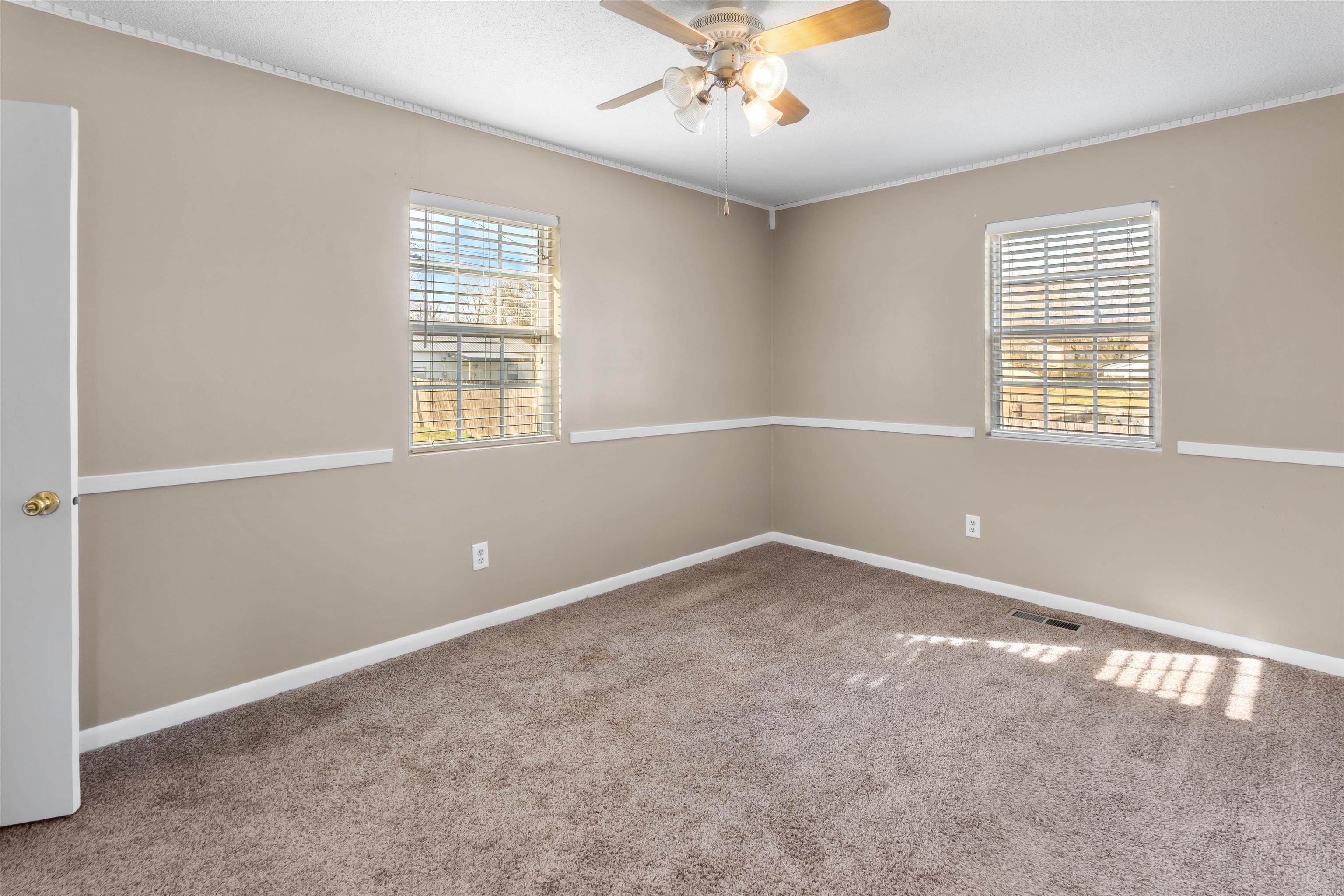 102 Capri Drive Property Photo 6