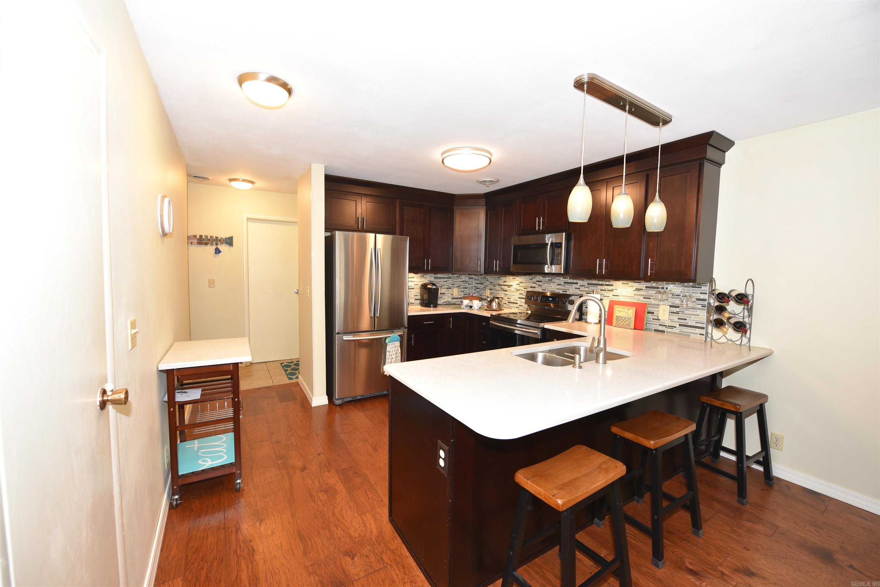 135 Hillview Dr#68 Property Photo 4