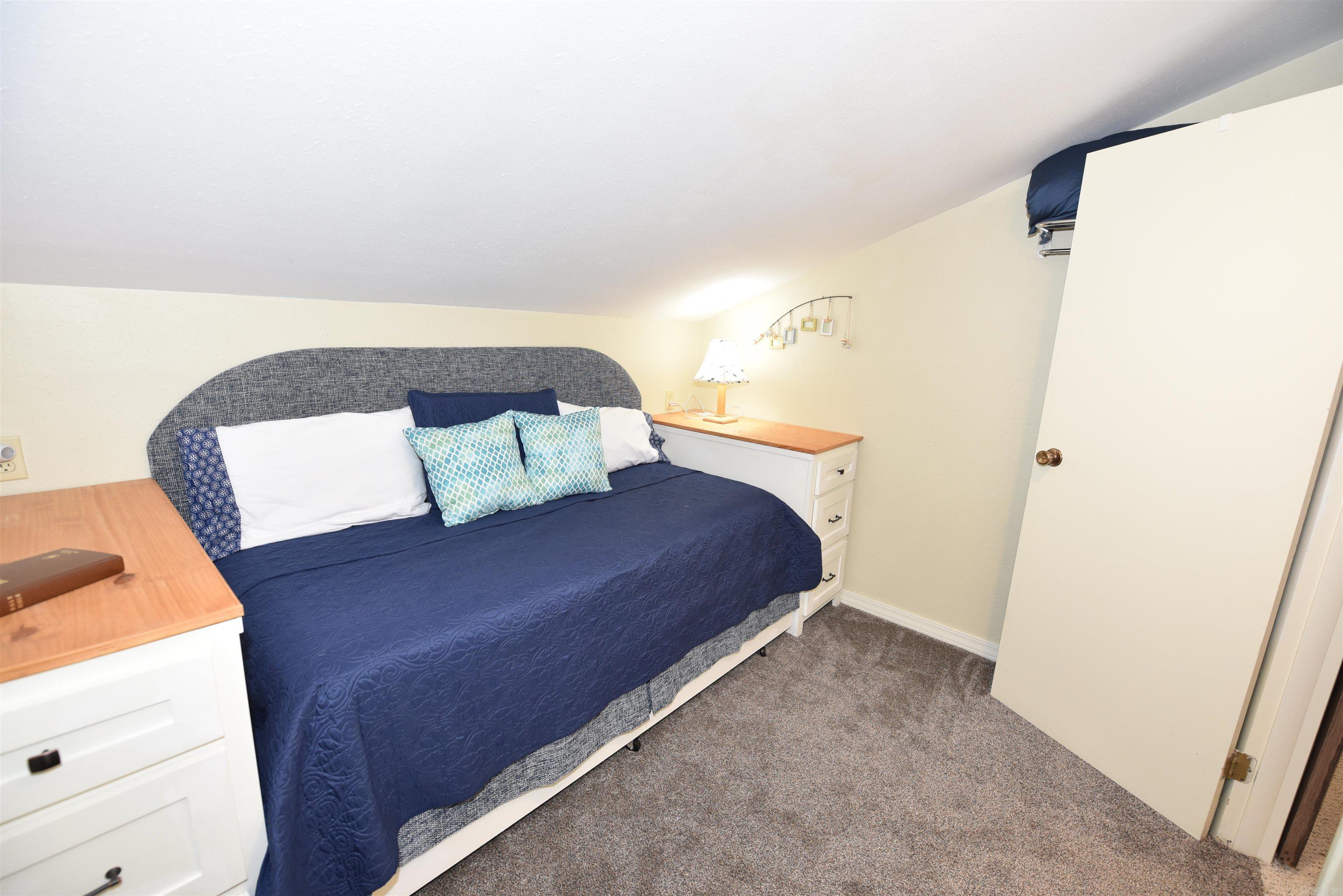 135 Hillview Dr#68 Property Photo 18