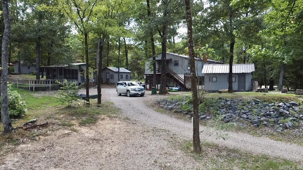 69 Arrowhead Dr Property Photo 8