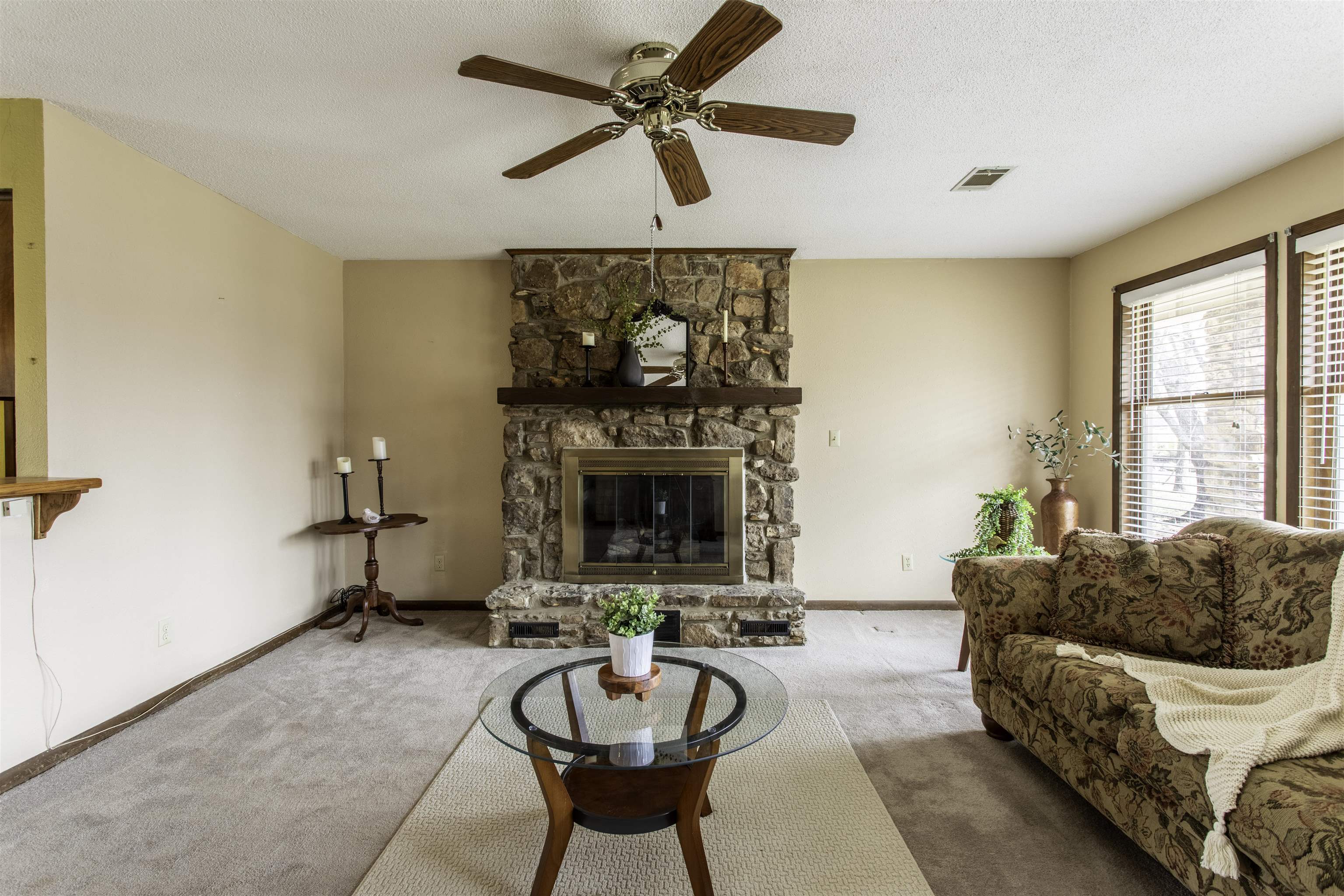 7 Winnebago Drive Property Photo 3