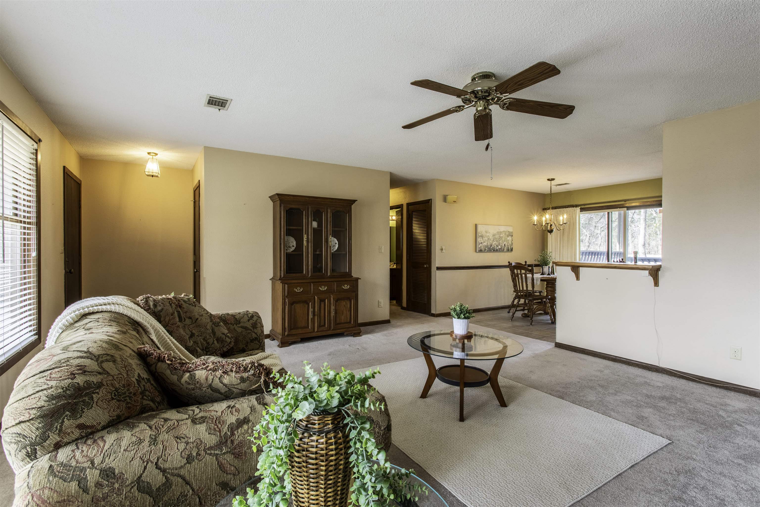 7 Winnebago Drive Property Photo 7