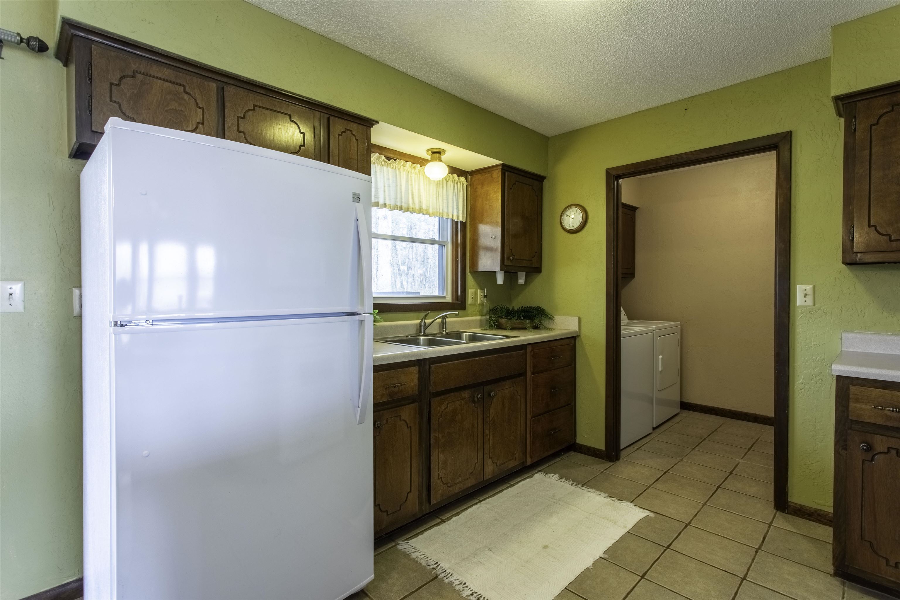 7 Winnebago Drive Property Photo 12