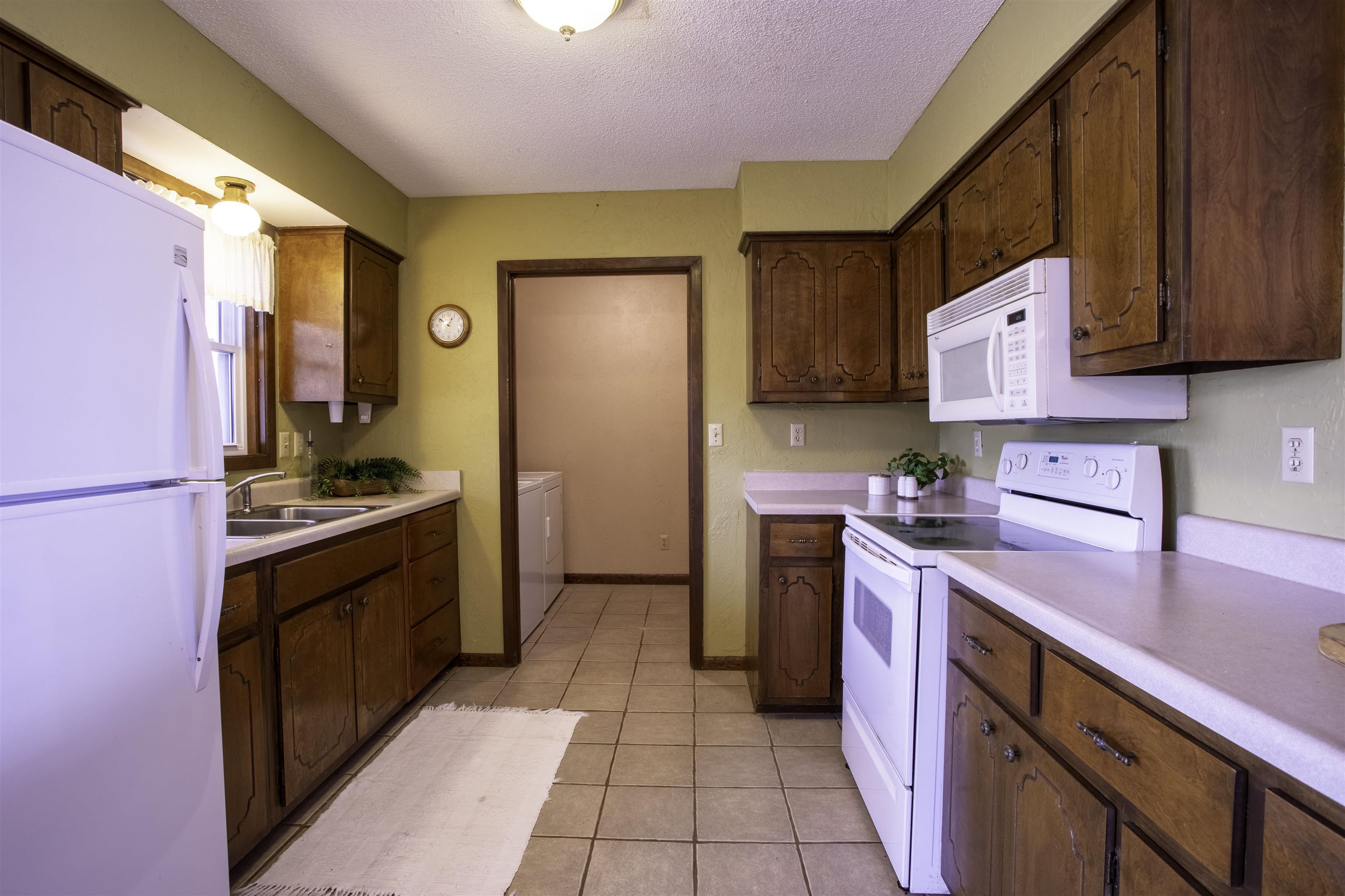 7 Winnebago Drive Property Photo 13