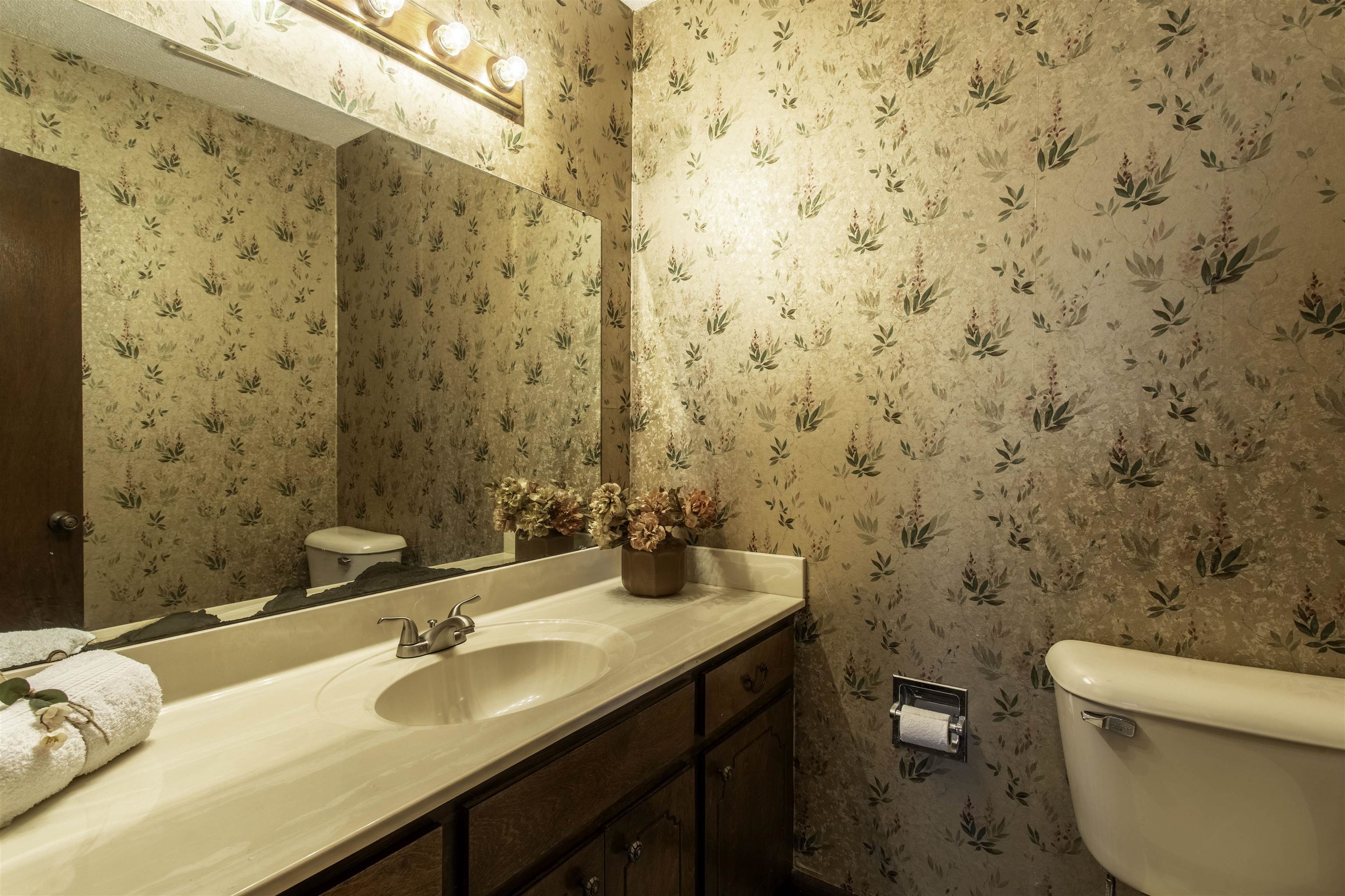 7 Winnebago Drive Property Photo 22
