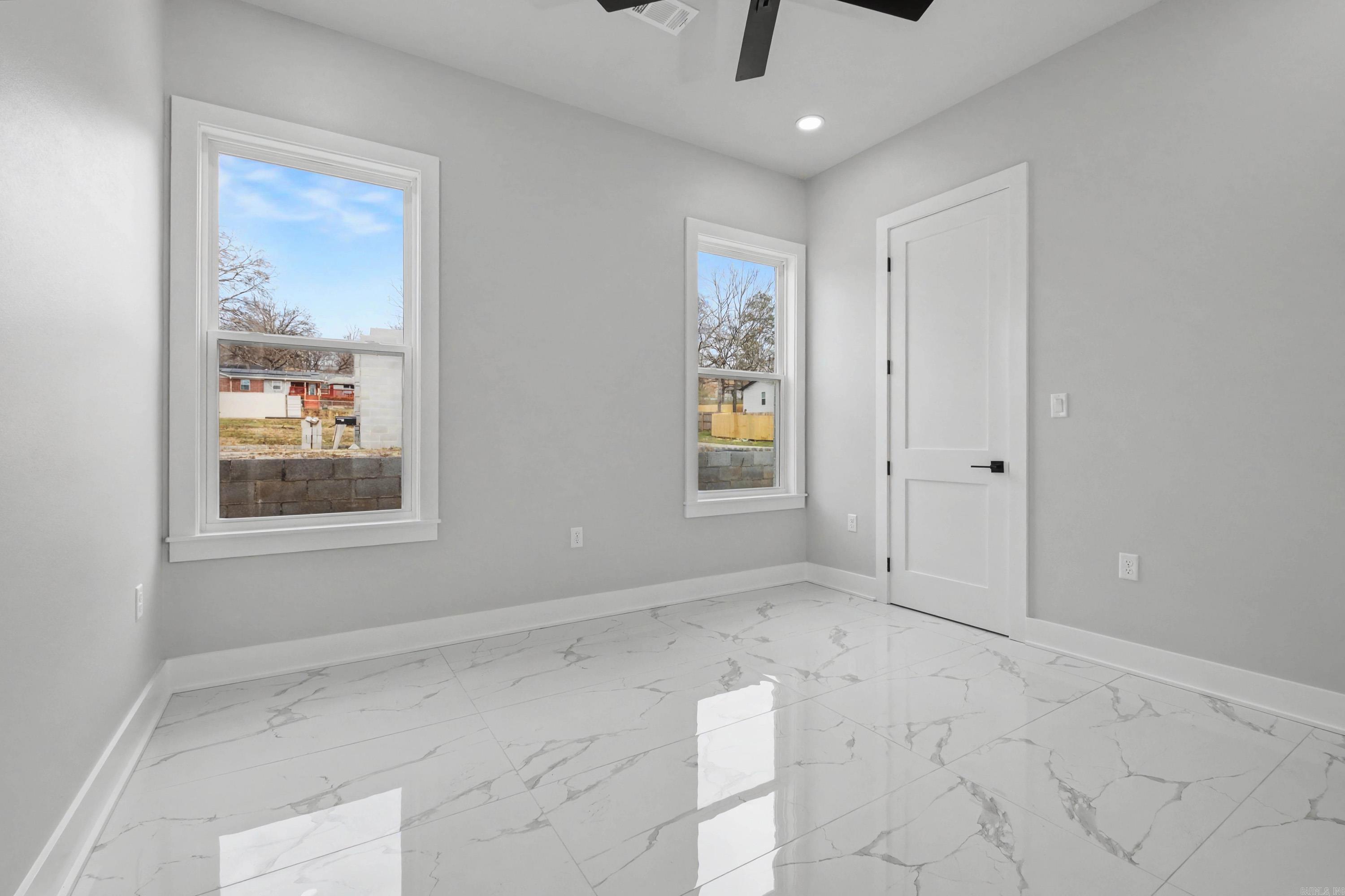 9 Oak Glen Property Photo 25