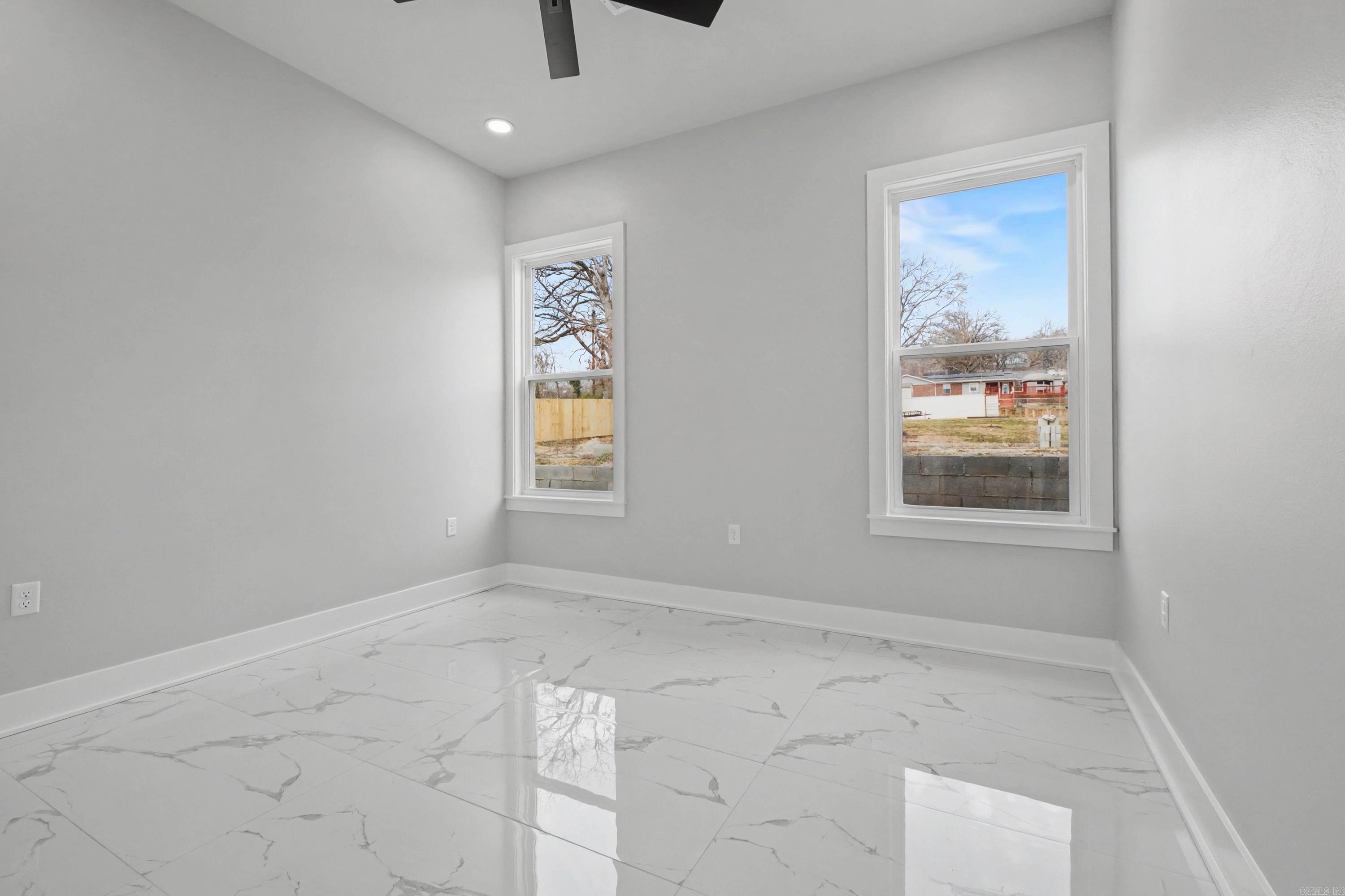 9 Oak Glen Property Photo 31