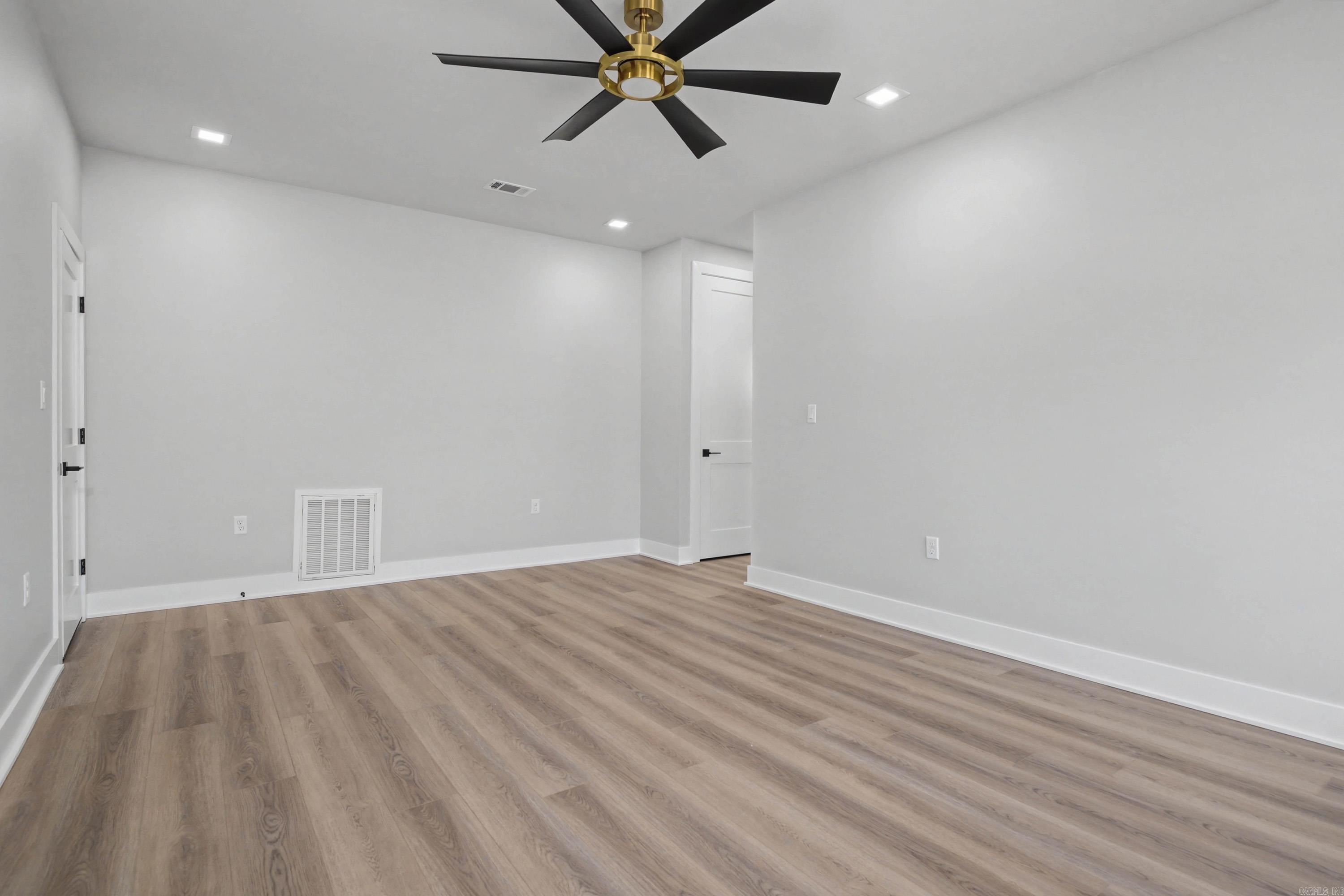 9 Oak Glen Property Photo 39