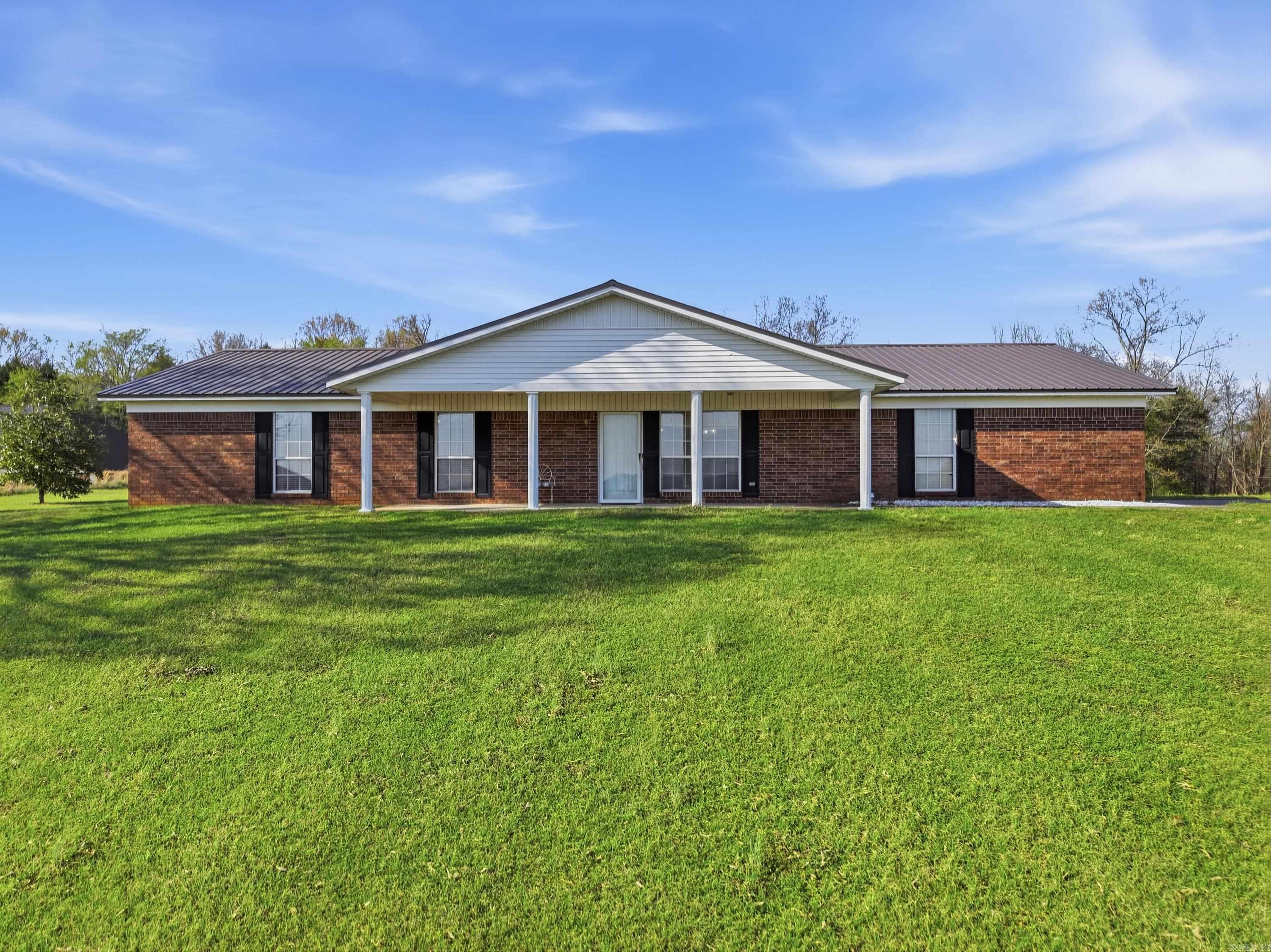 12 Lieblong Rd Property Photo 1