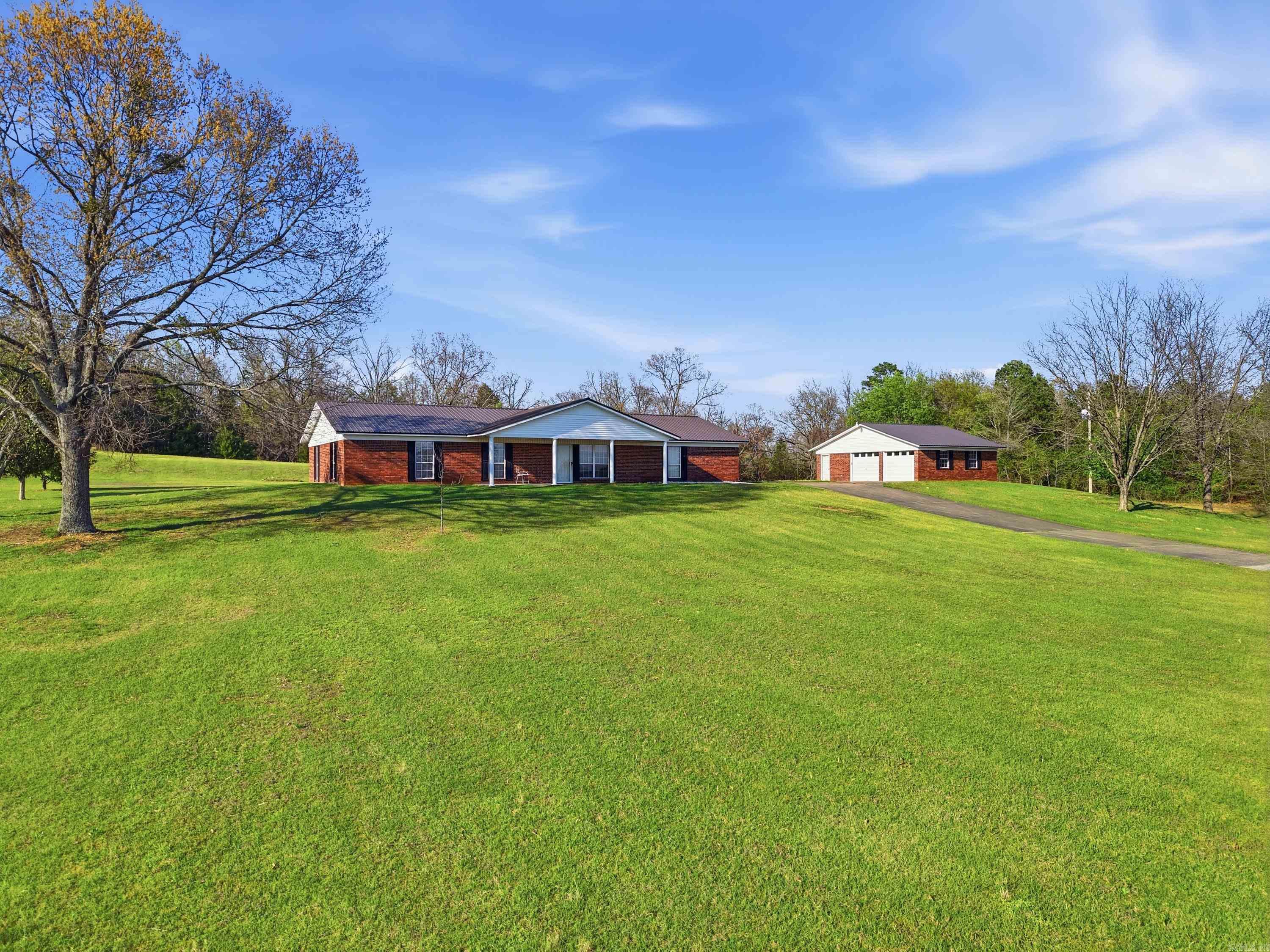 12 Lieblong Rd Property Photo 13