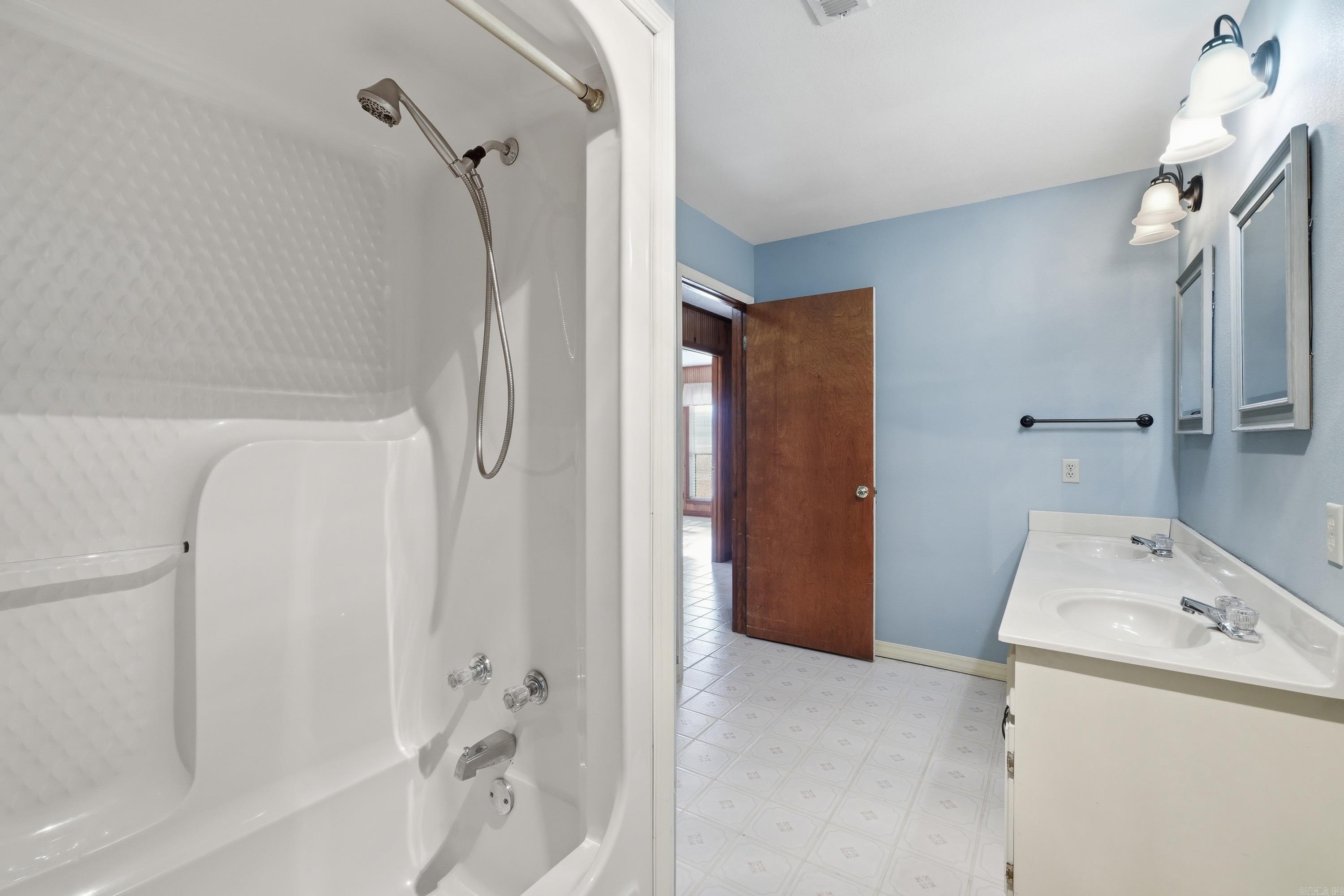 12 Lieblong Rd Property Photo 29