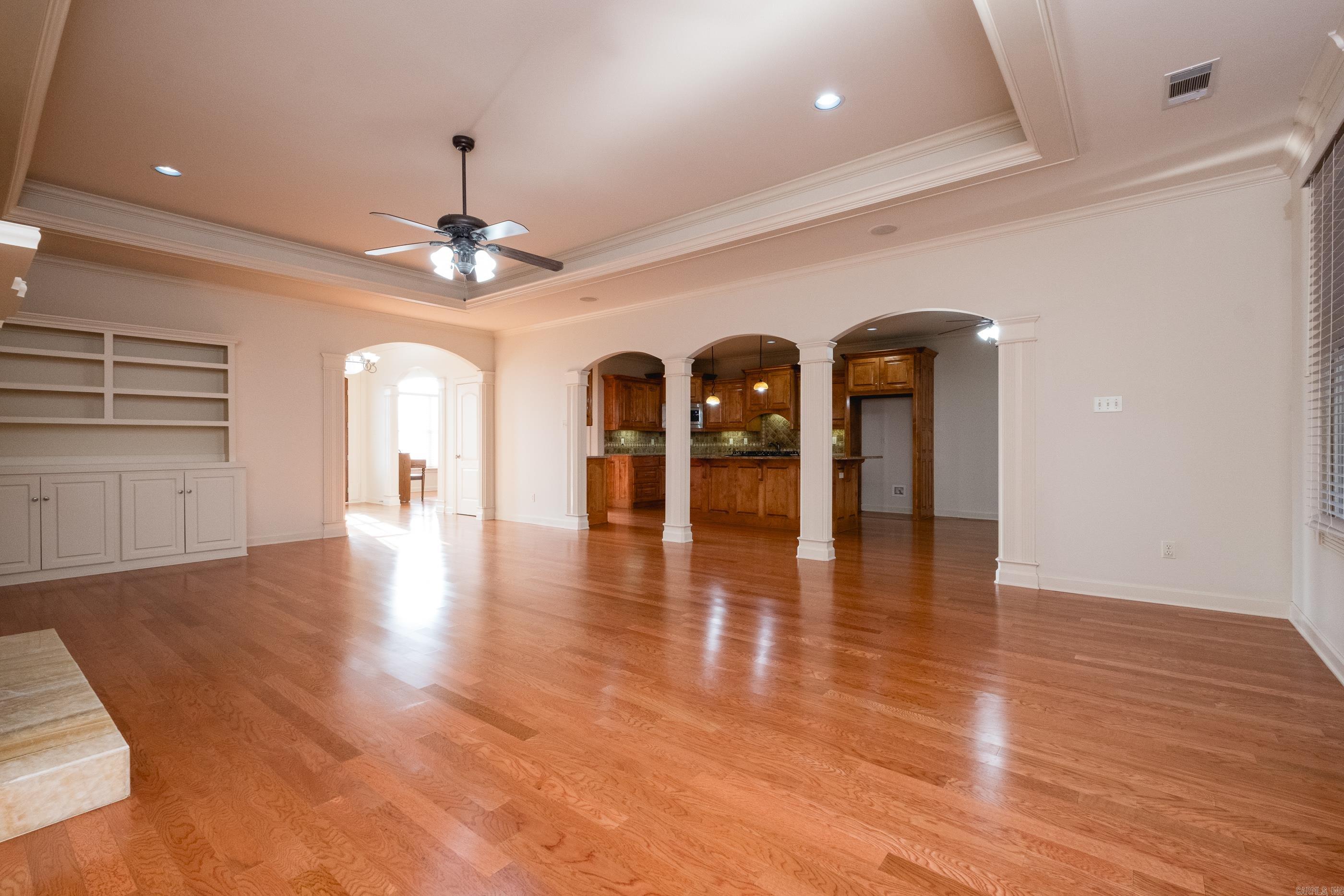 115 Noyant Drive Property Photo 14