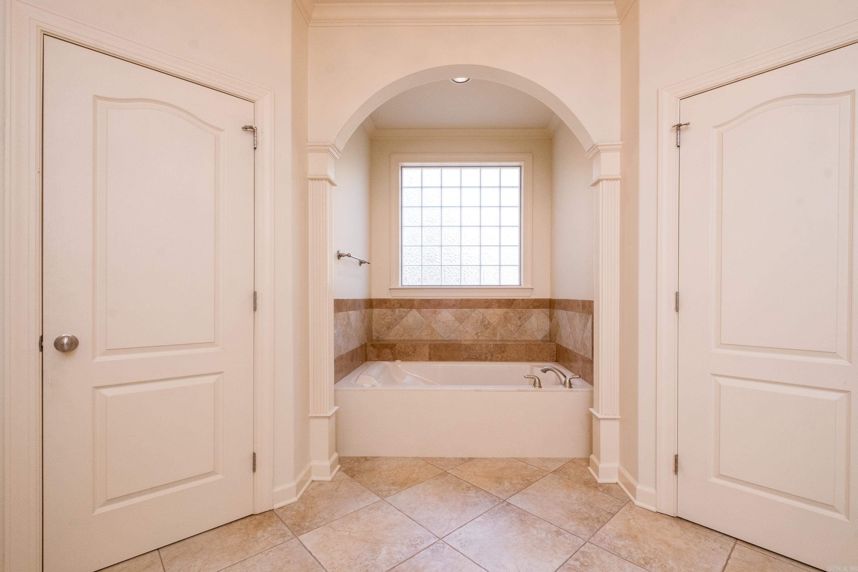 115 Noyant Drive Property Photo 32