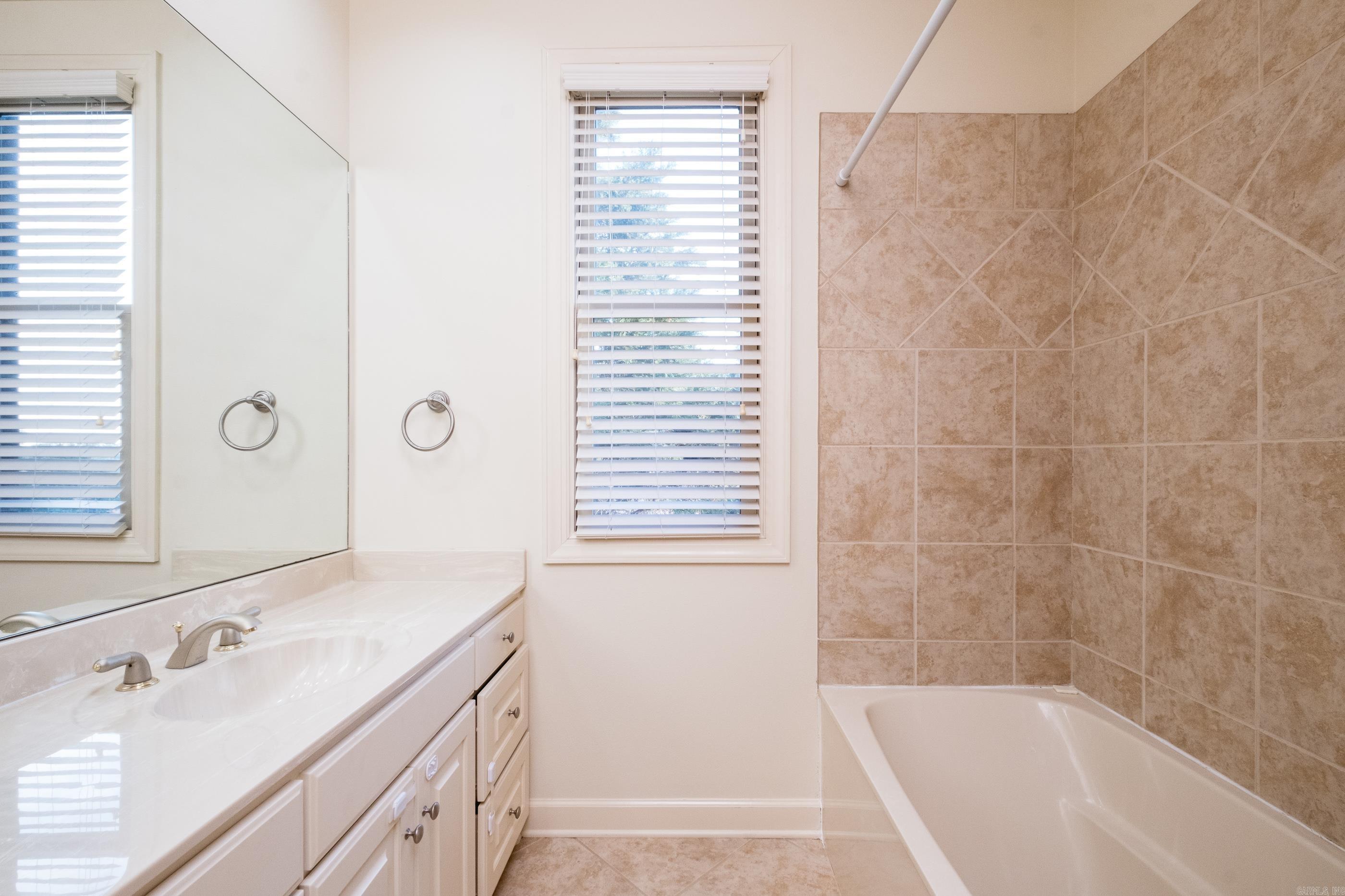 115 Noyant Drive Property Photo 38