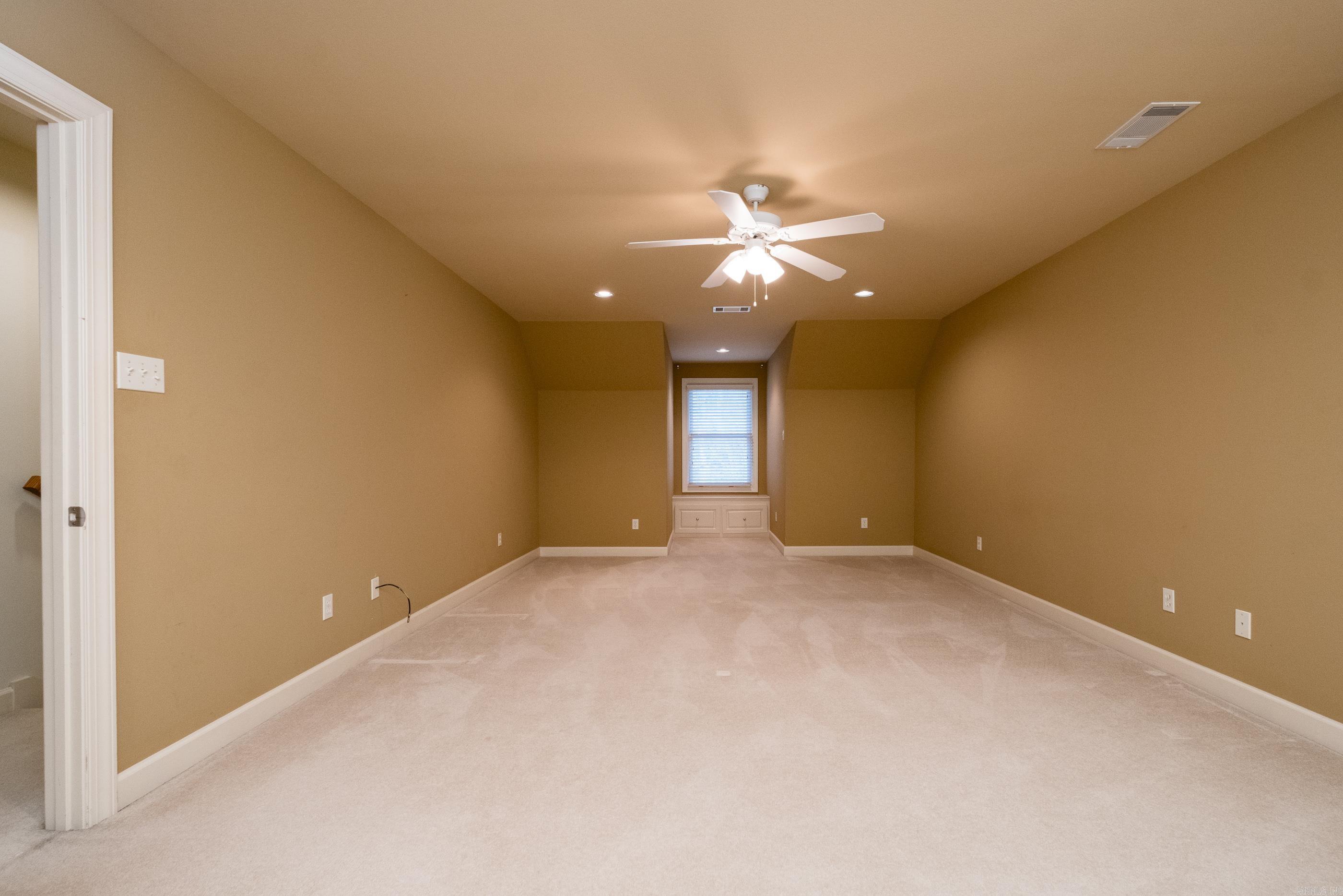 115 Noyant Drive Property Photo 40