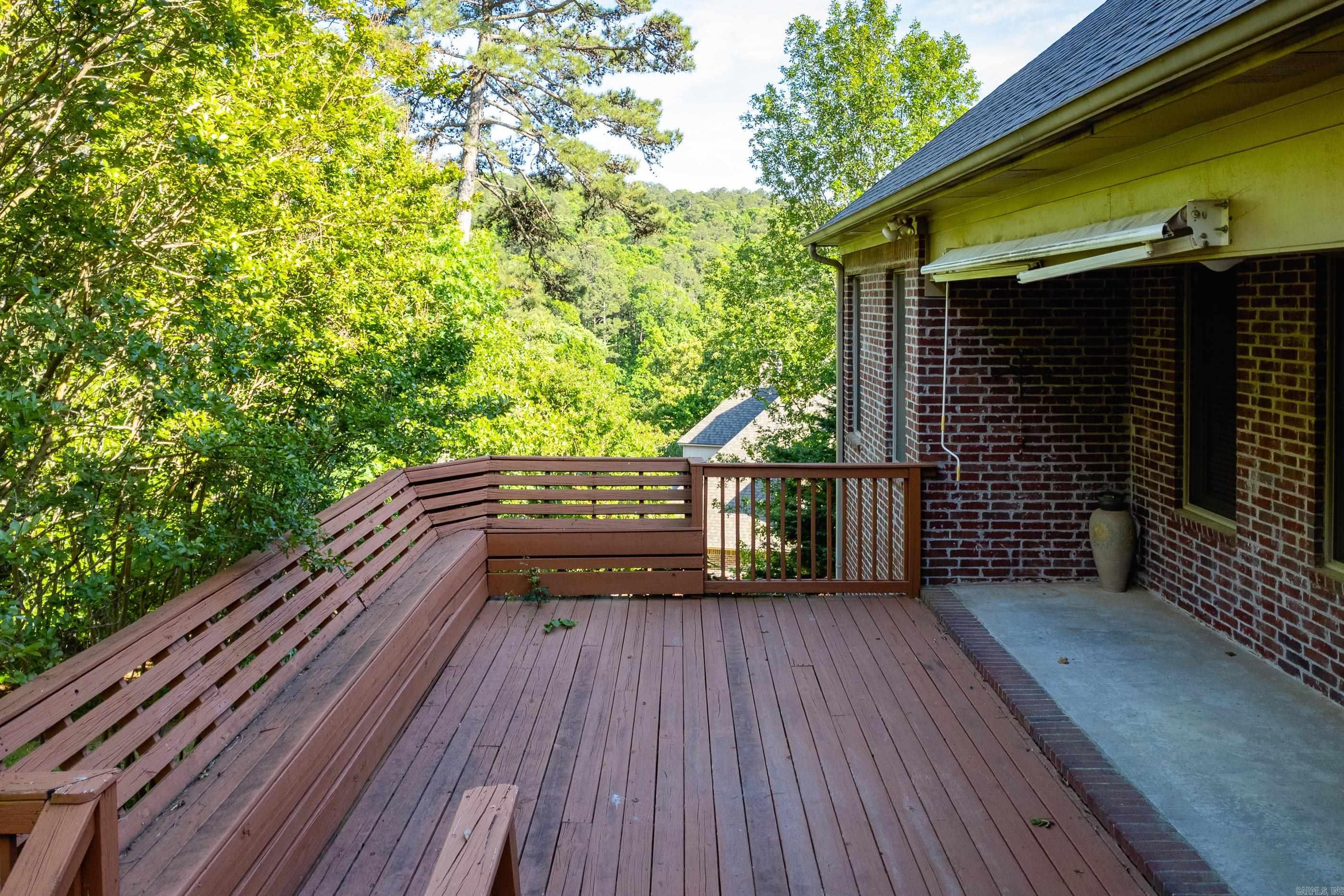 115 Noyant Drive Property Photo 43