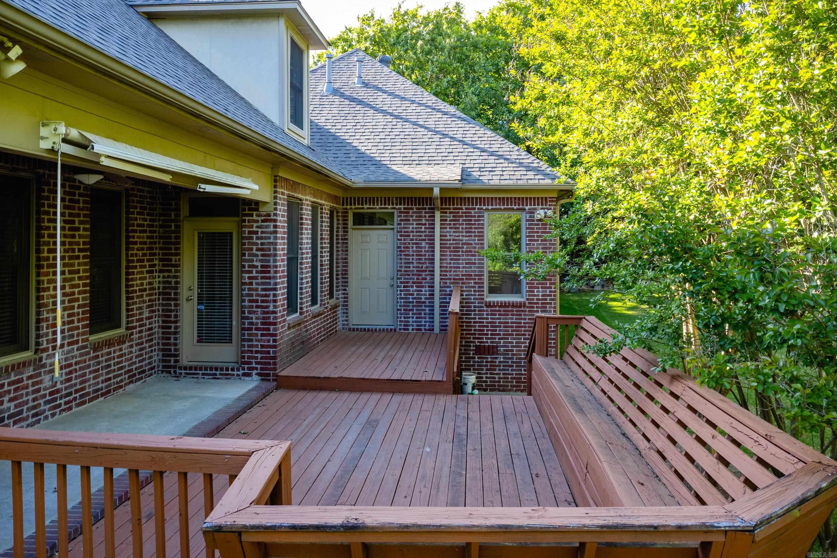 115 Noyant Drive Property Photo 44