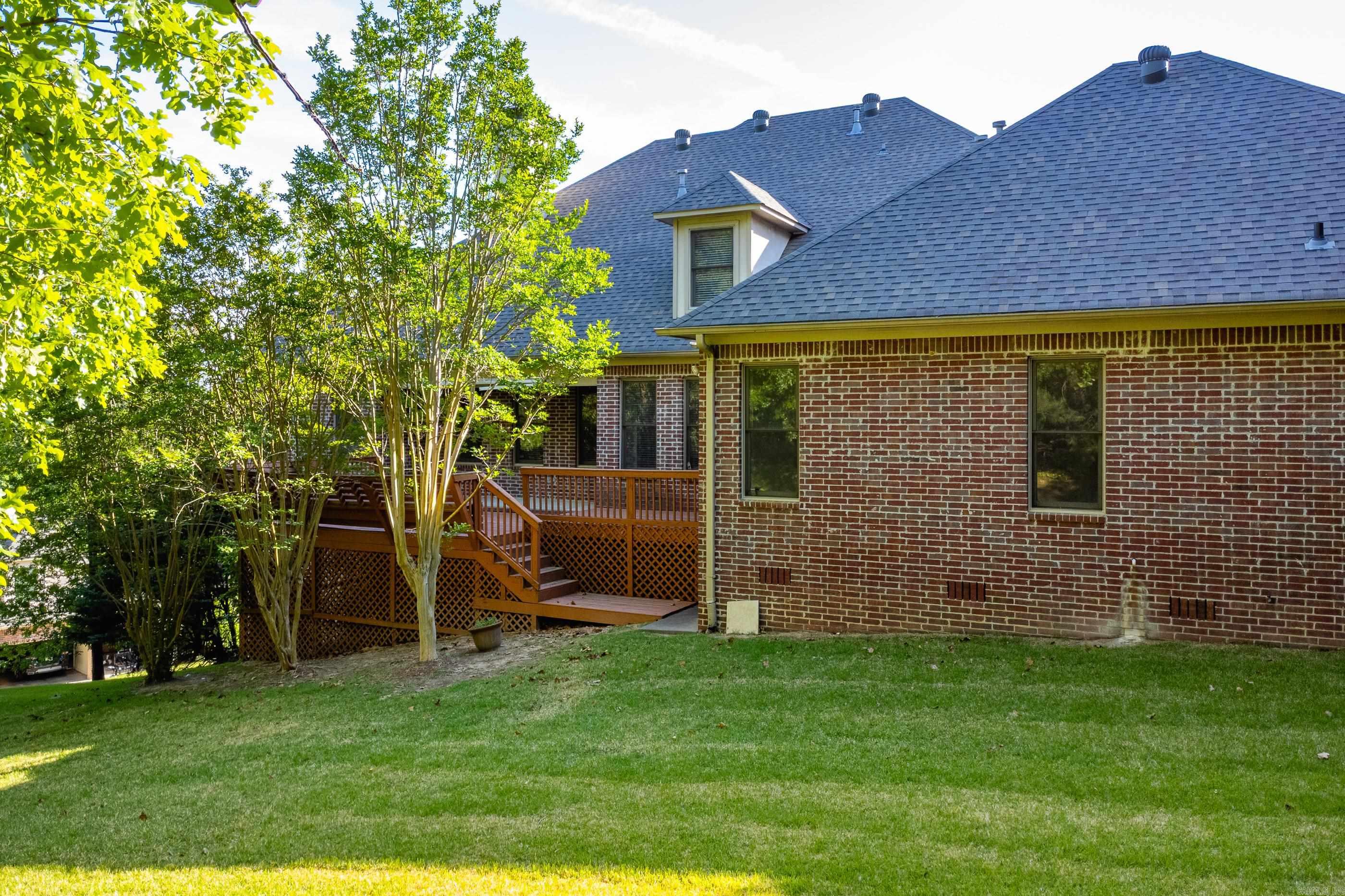 115 Noyant Drive Property Photo 45