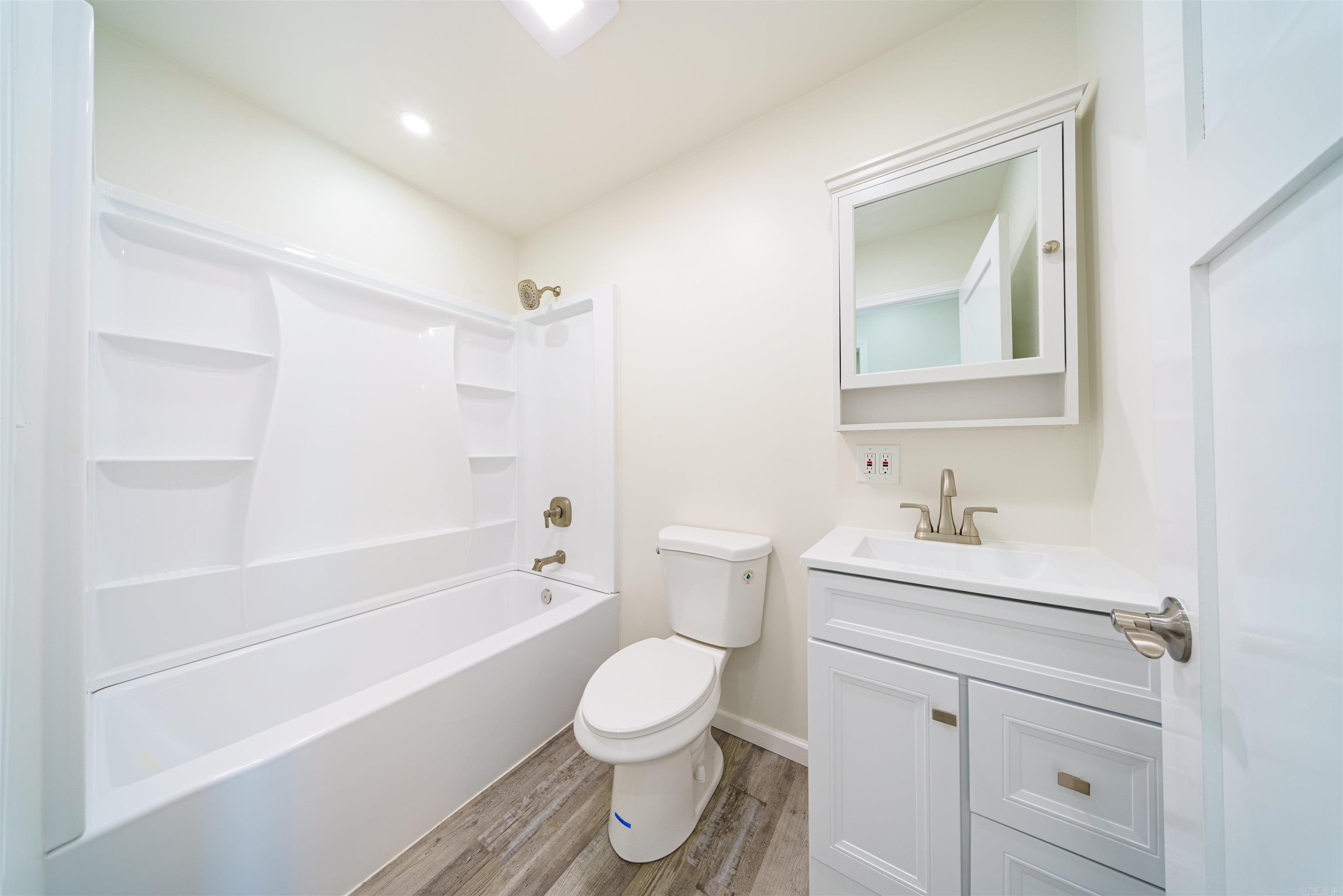 30 Lynndale Dr Property Photo 26