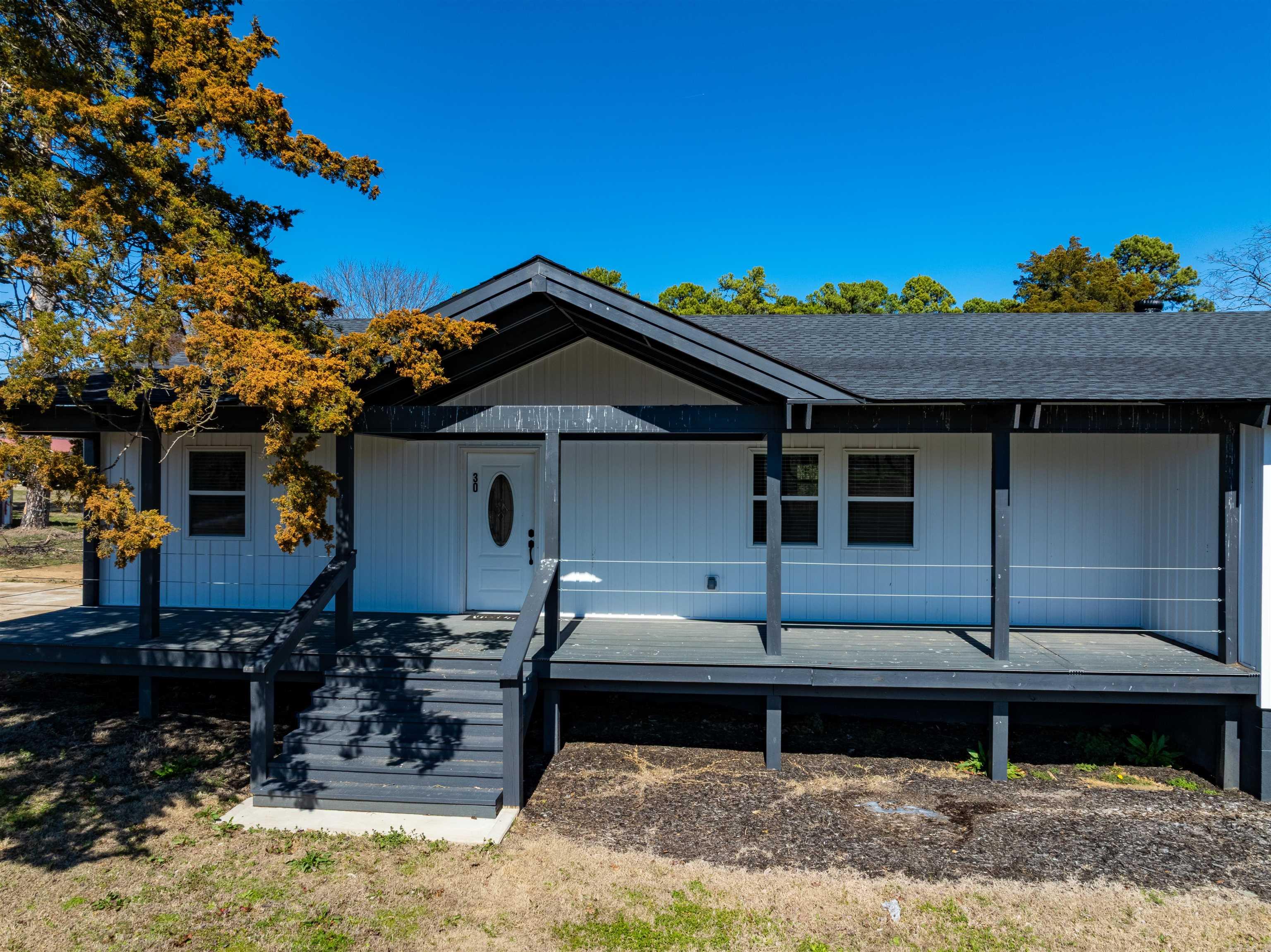 30 Lynndale Dr Property Photo 39