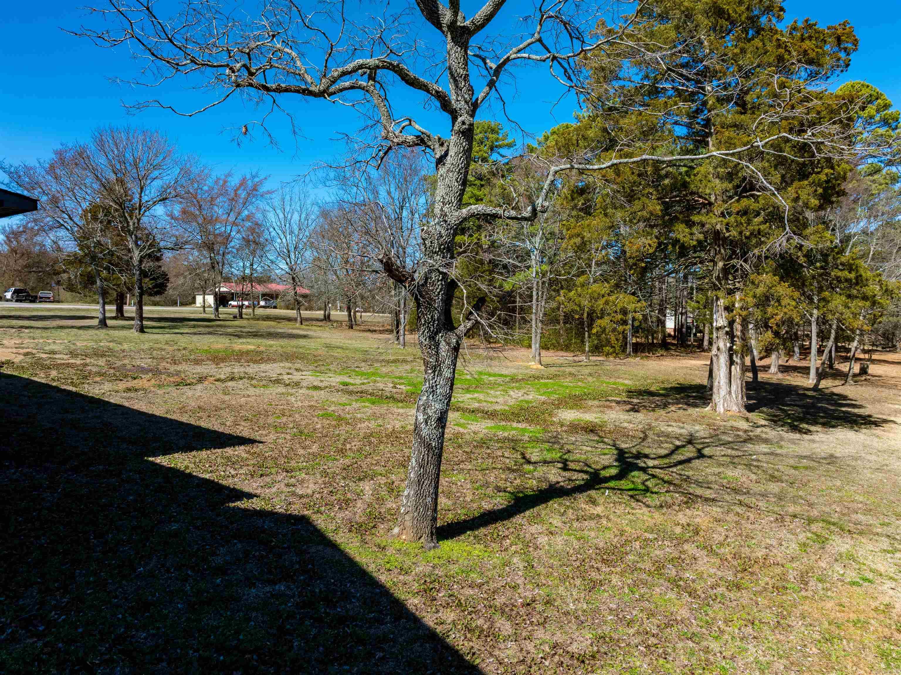 30 Lynndale Dr Property Photo 45