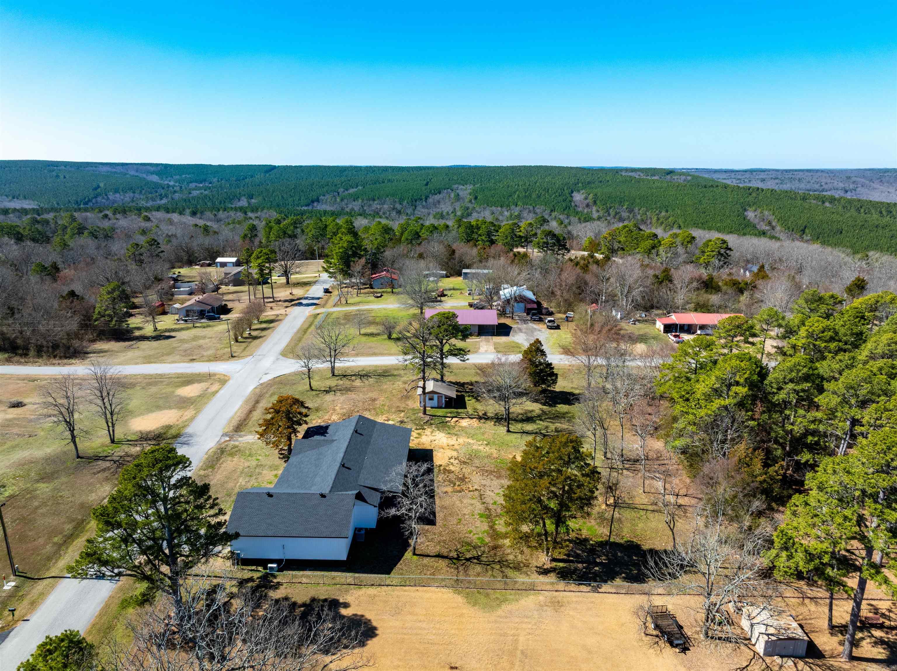 30 Lynndale Dr Property Photo 48
