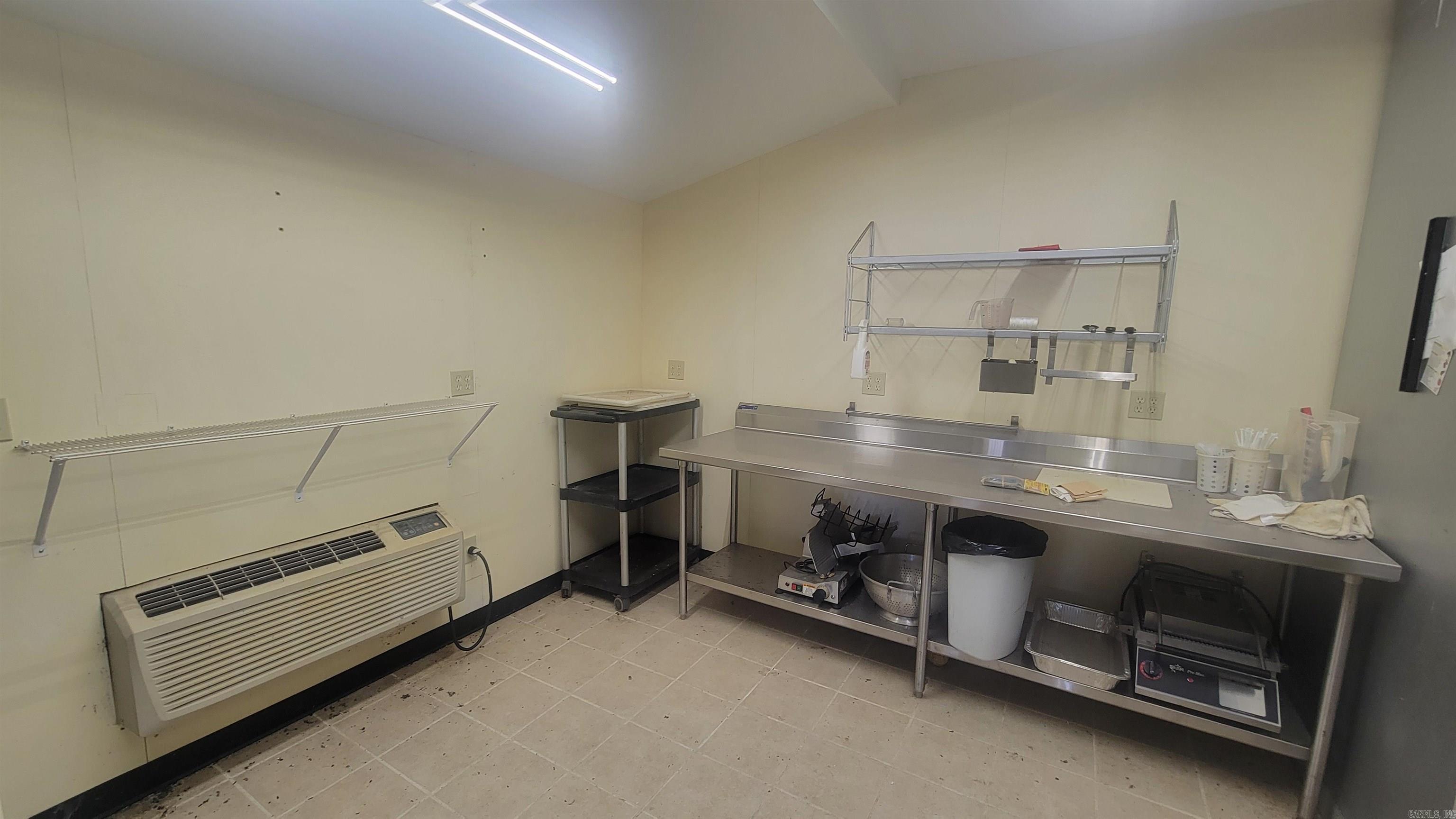 4818 Hwy 62 W Property Photo 5