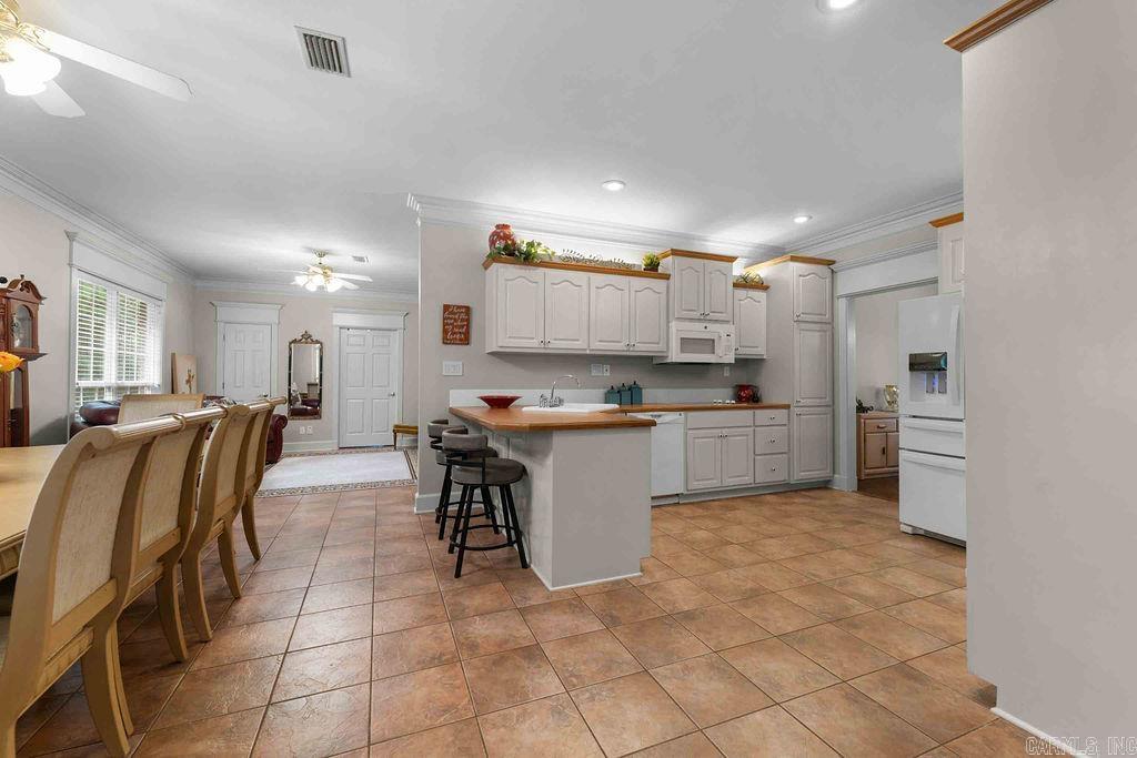 3185 Majestic Circle Property Photo 6