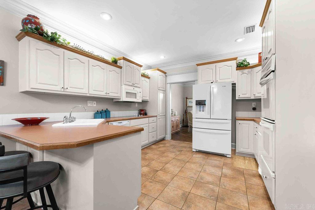 3185 Majestic Circle Property Photo 8