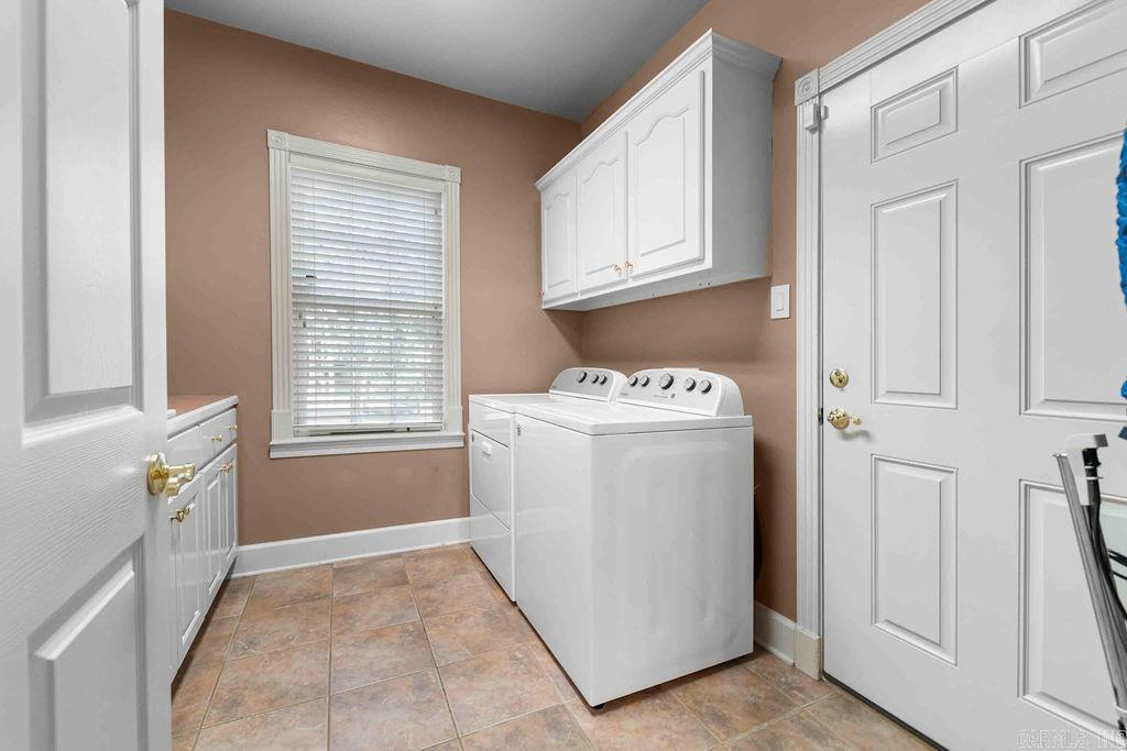 3185 Majestic Circle Property Photo 32