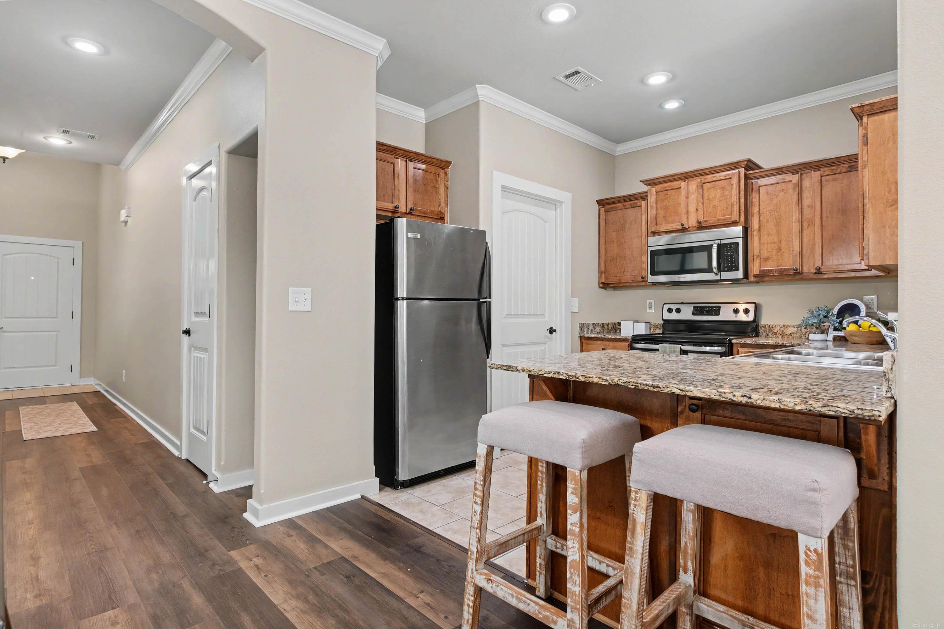 104 Venezia Property Photo 9