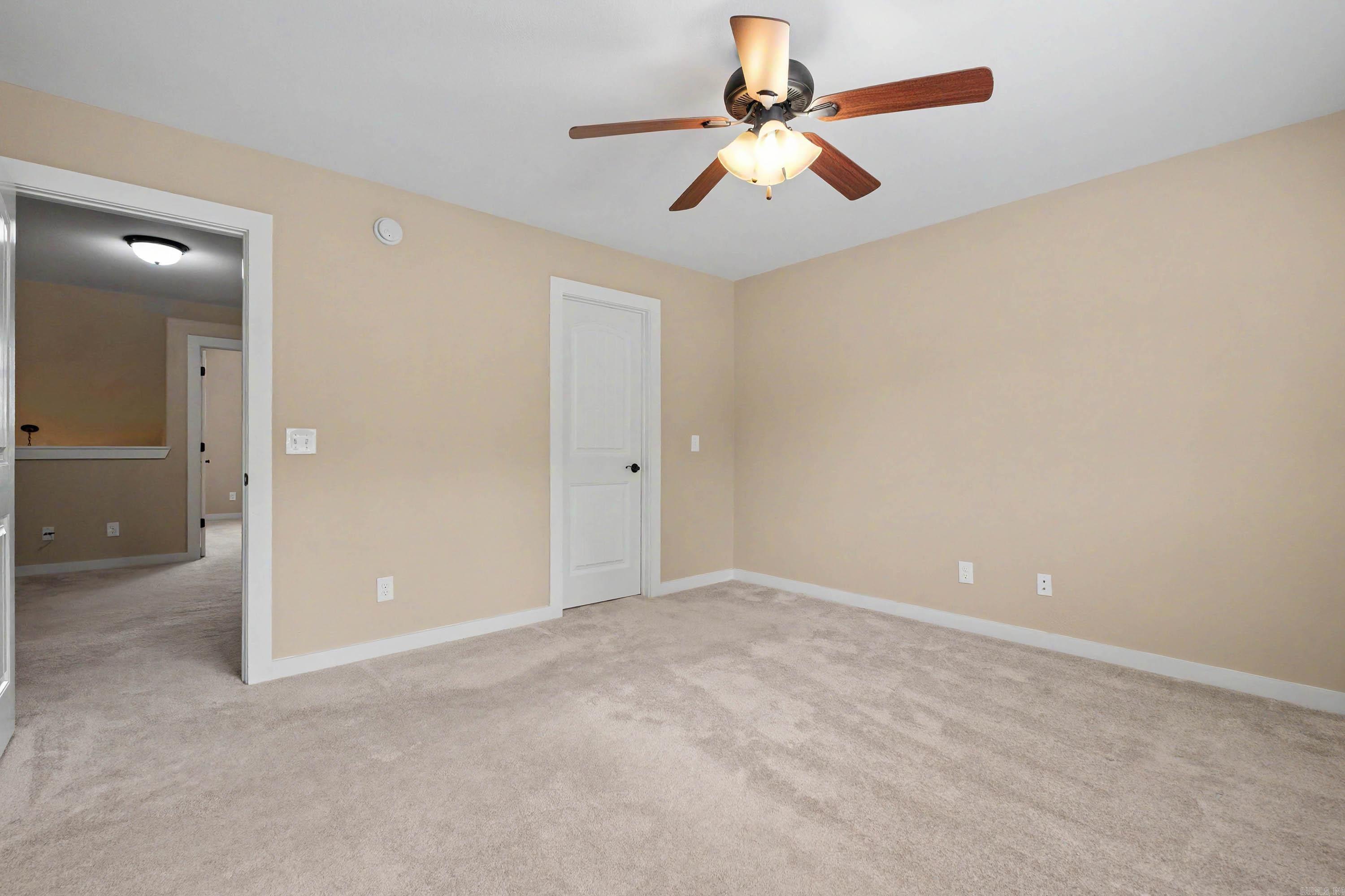 104 Venezia Property Photo 17