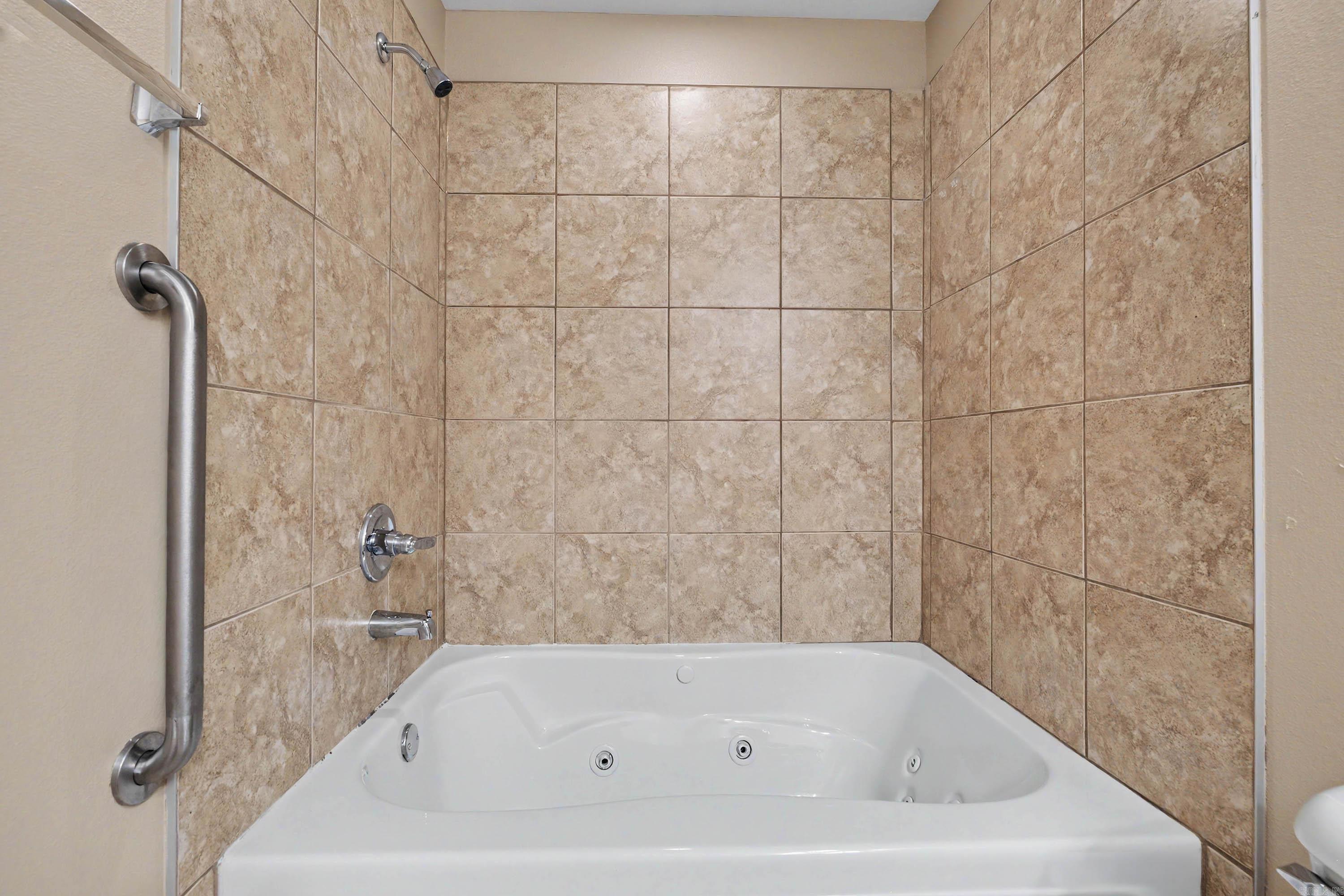 104 Venezia Property Photo 21