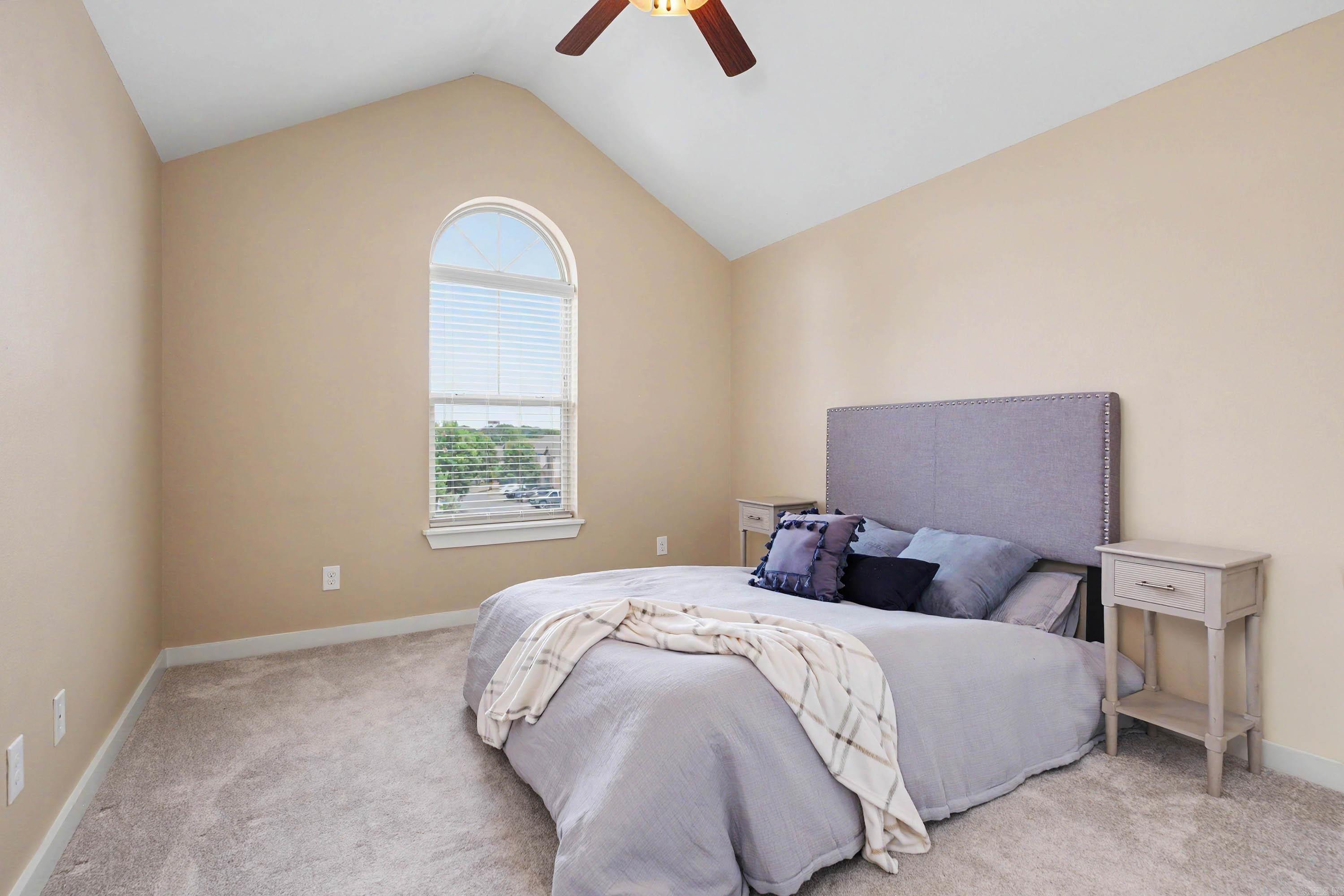 104 Venezia Property Photo 22