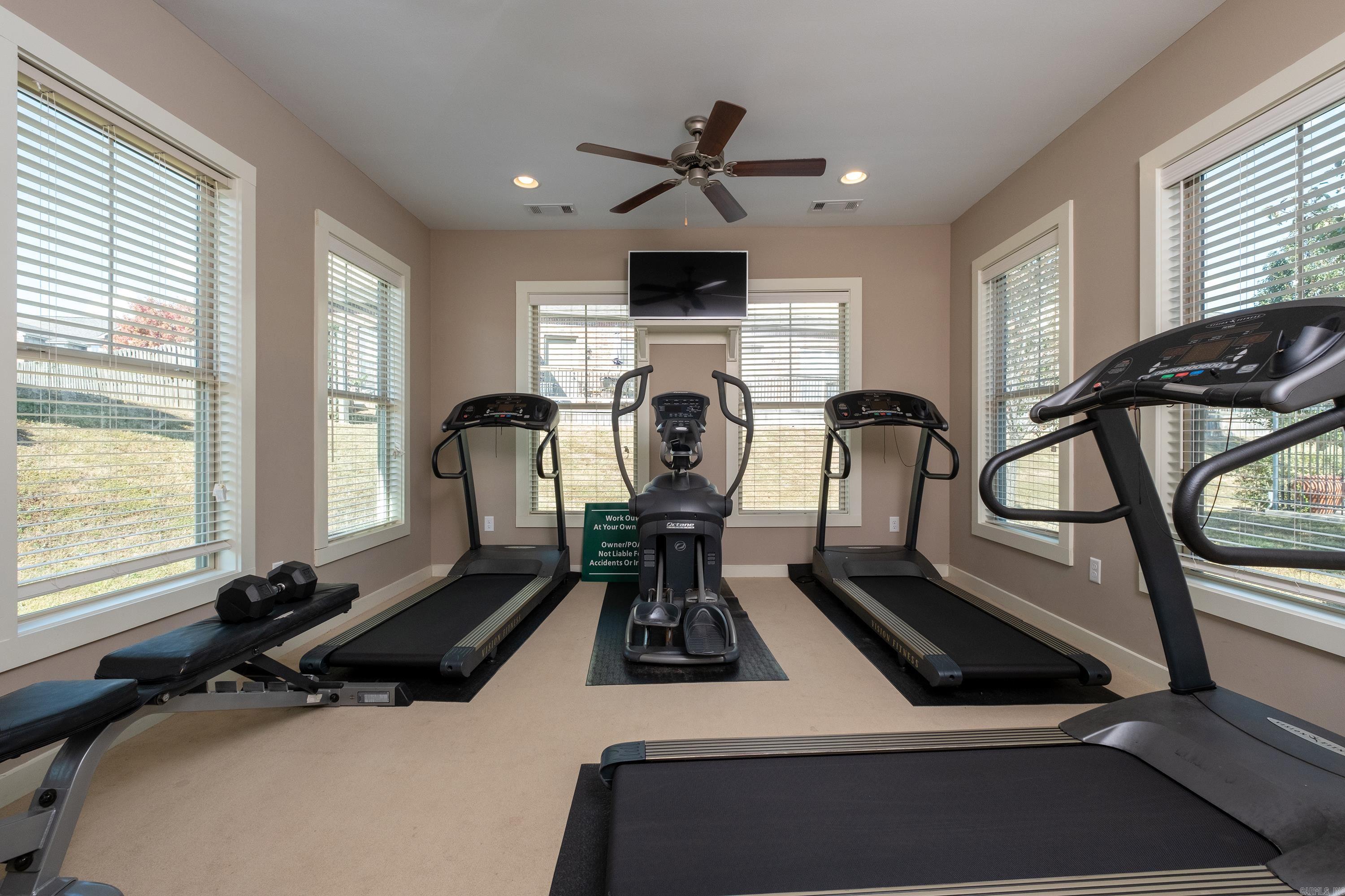 104 Venezia Property Photo 37
