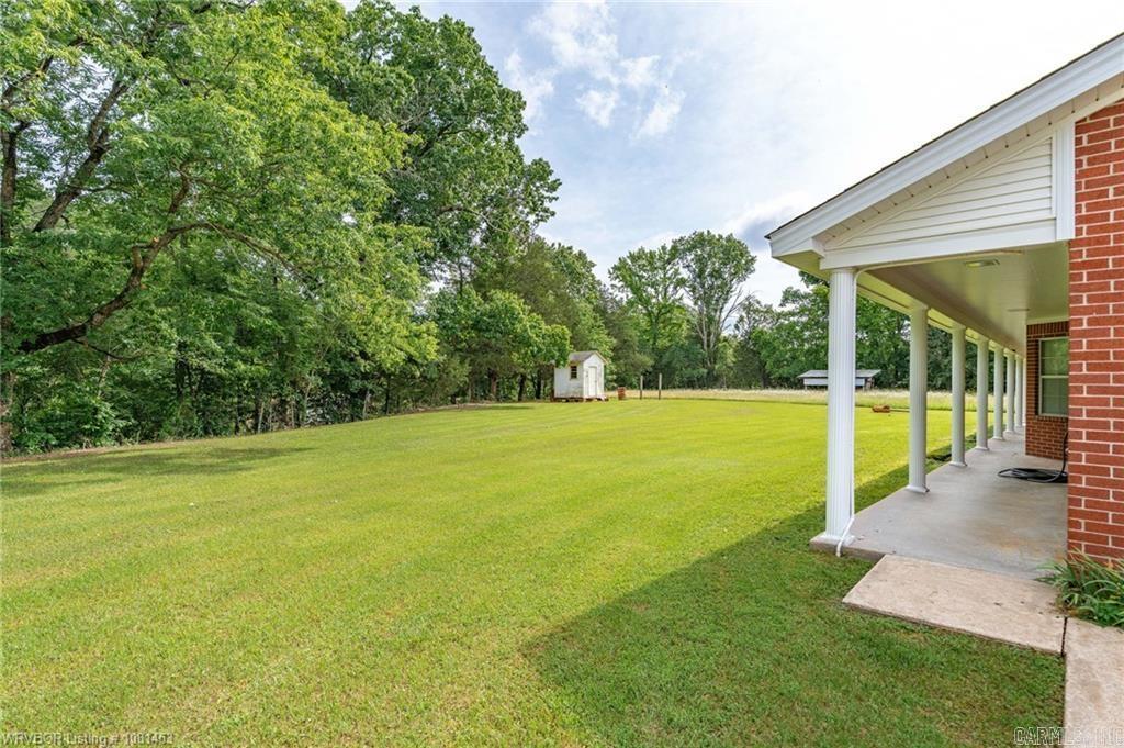 18558 E Highway 28 Property Photo 5