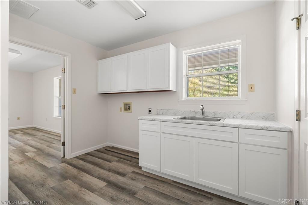 18558 E Highway 28 Property Photo 17