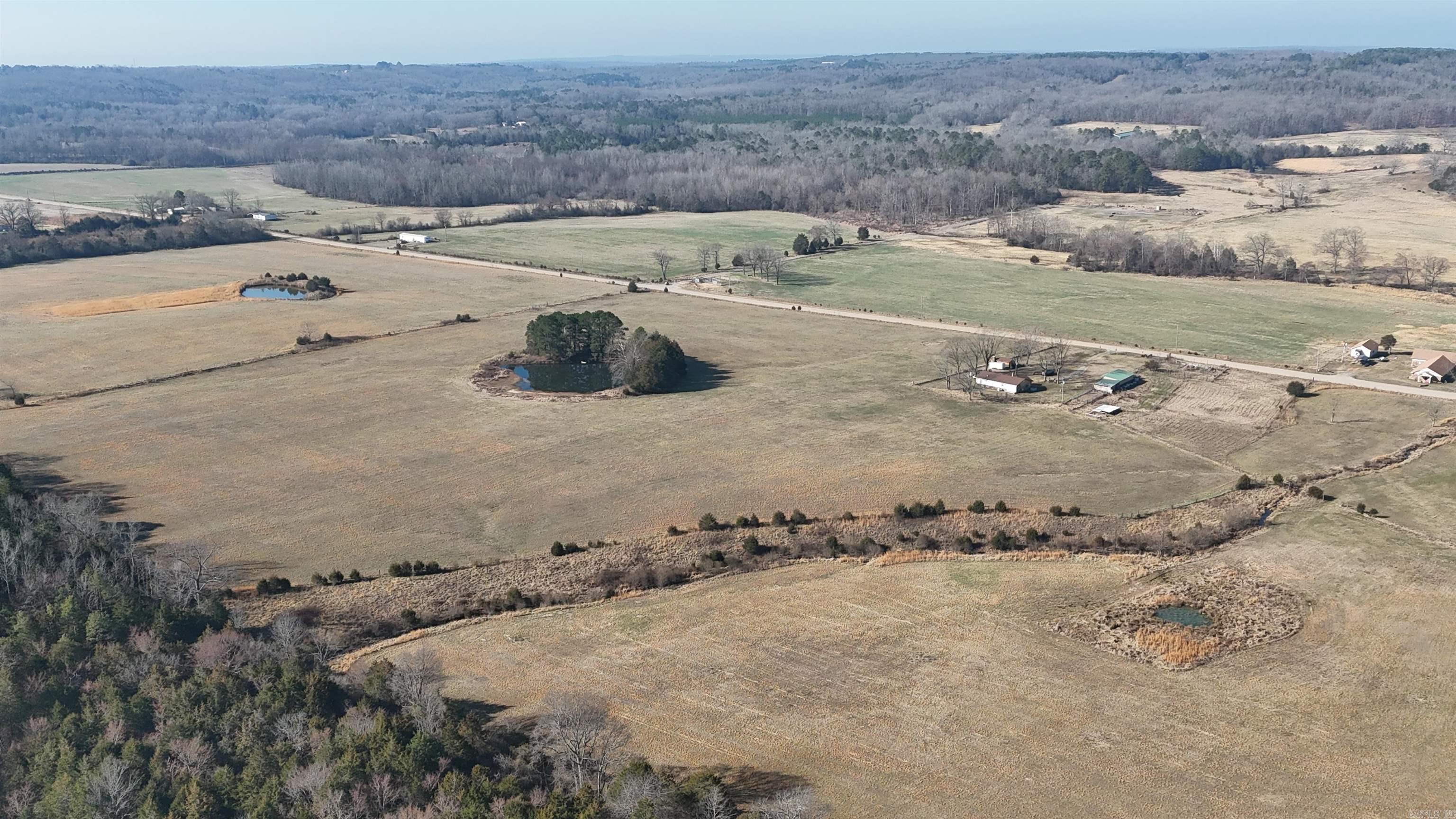 230 Ceder Creek Rd Property Photo 5