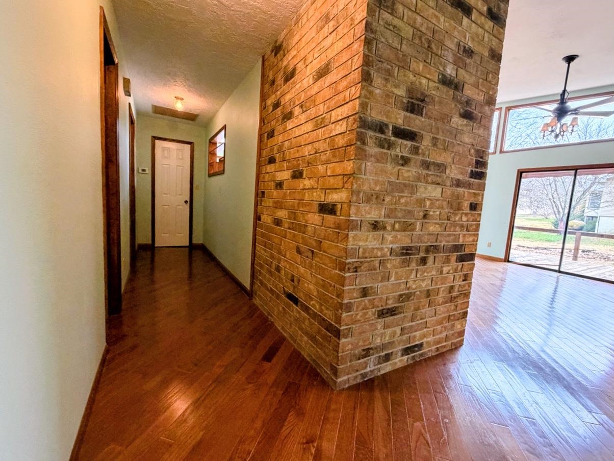 201 Topaz Lane Property Photo 10